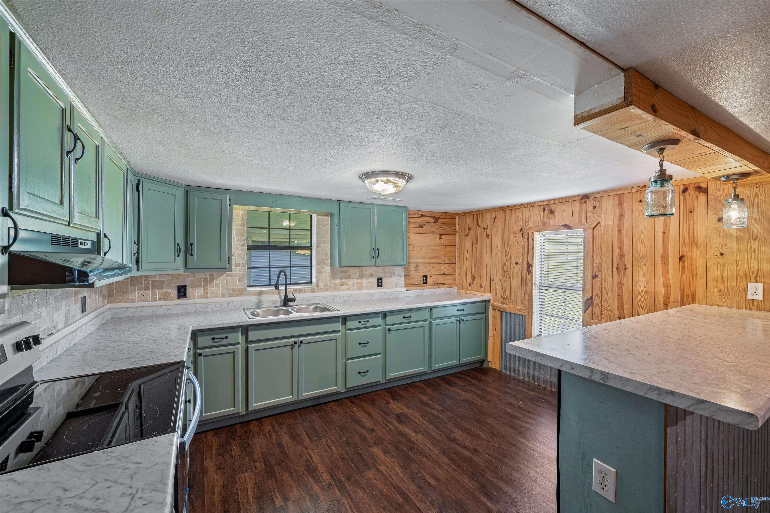 780 County Road 134