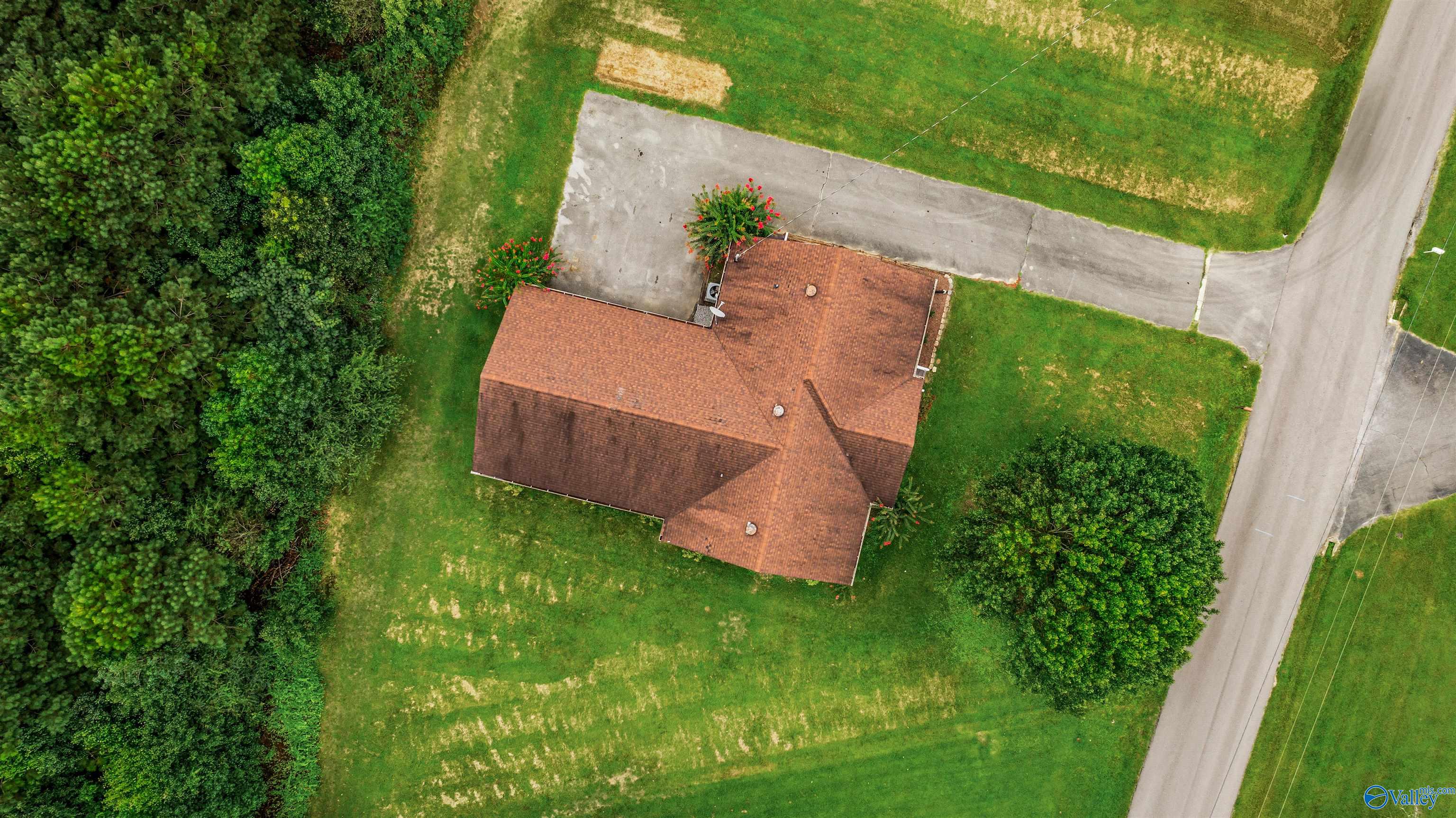 106 Rosewood Lane