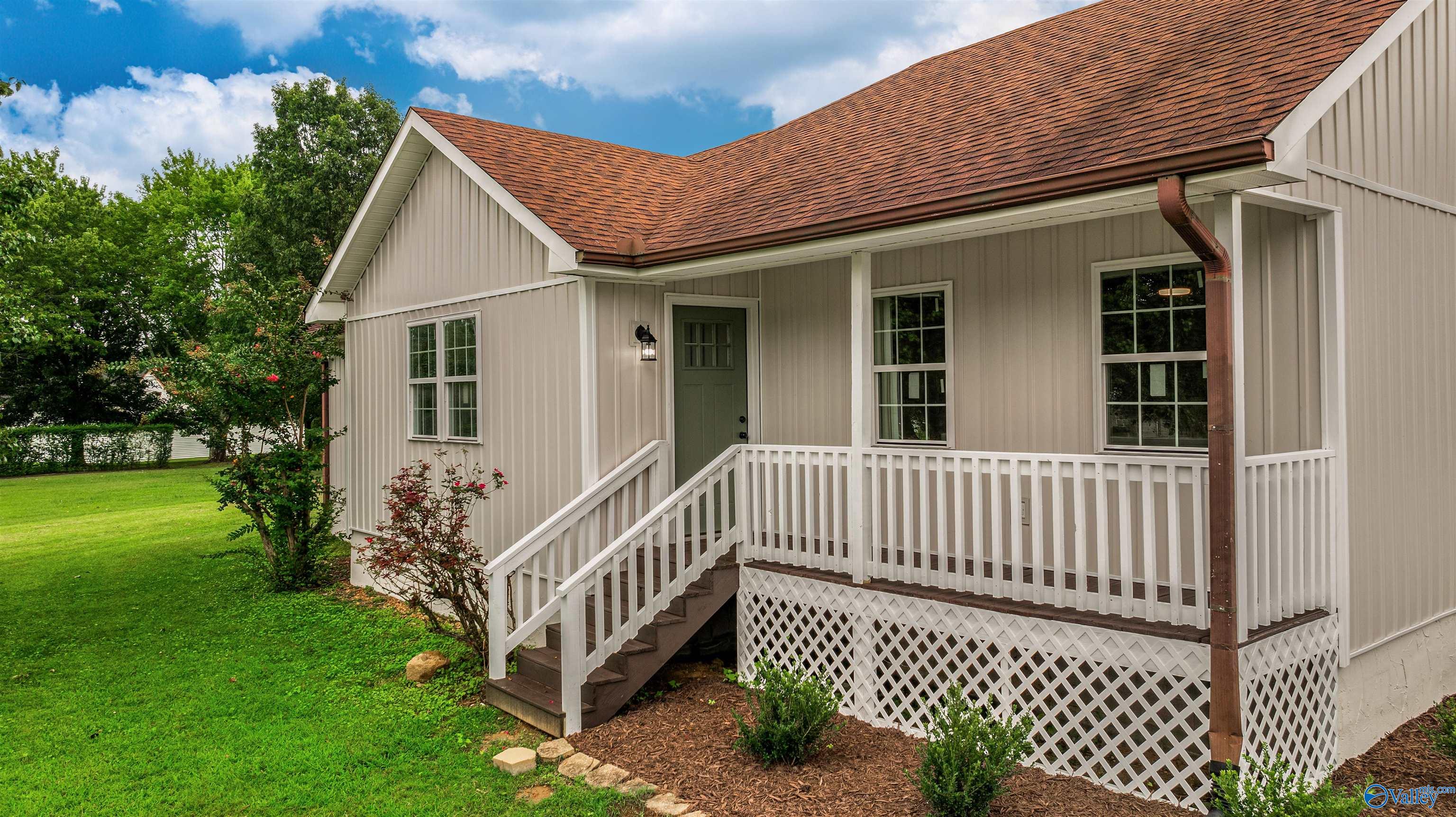 106 Rosewood Lane