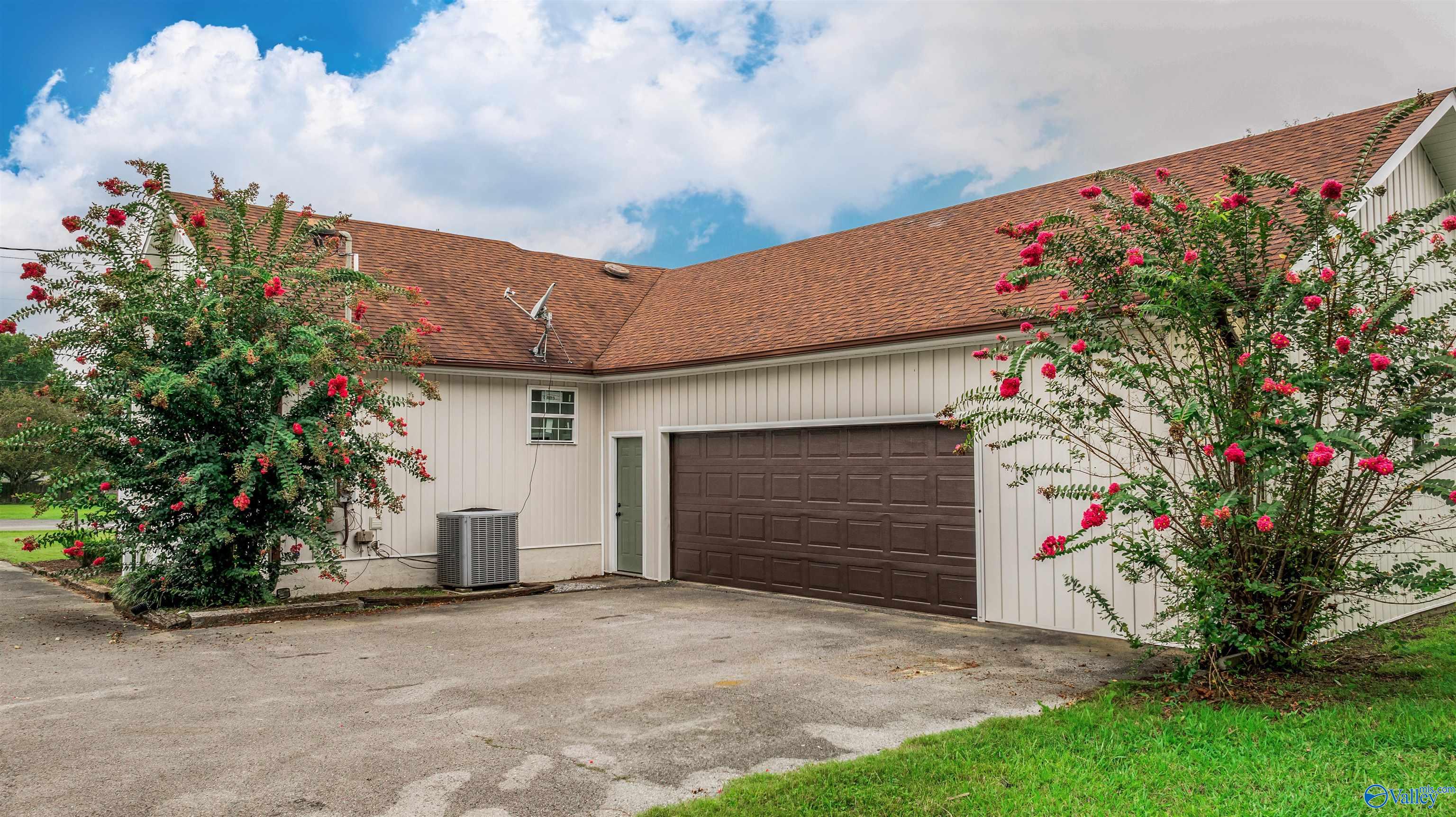 106 Rosewood Lane