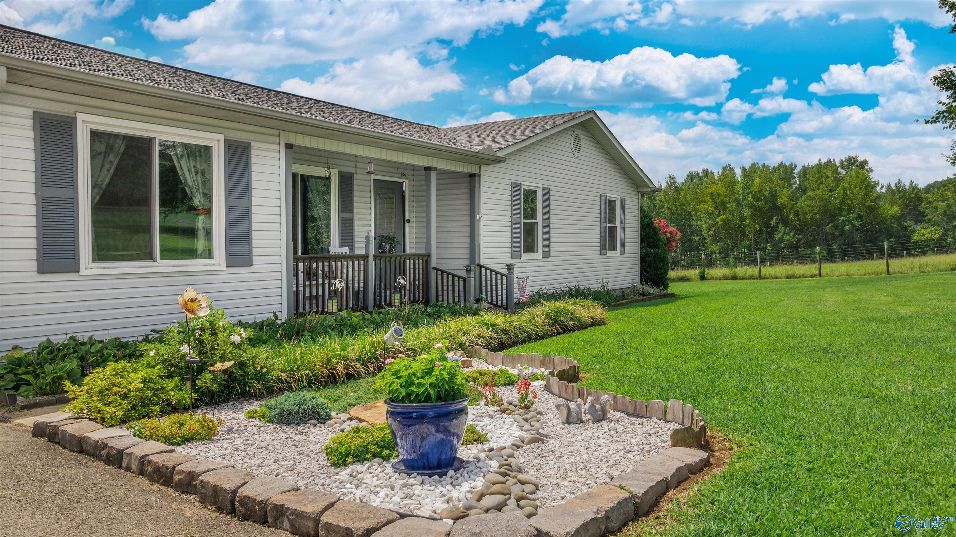 1921 Dogtown Road SE