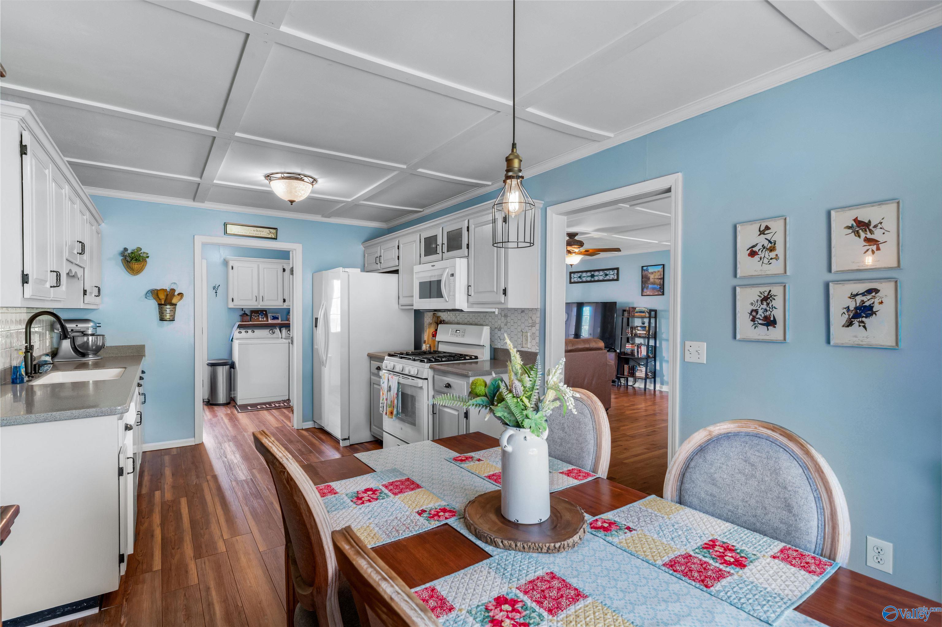 1921 Dogtown Road SE