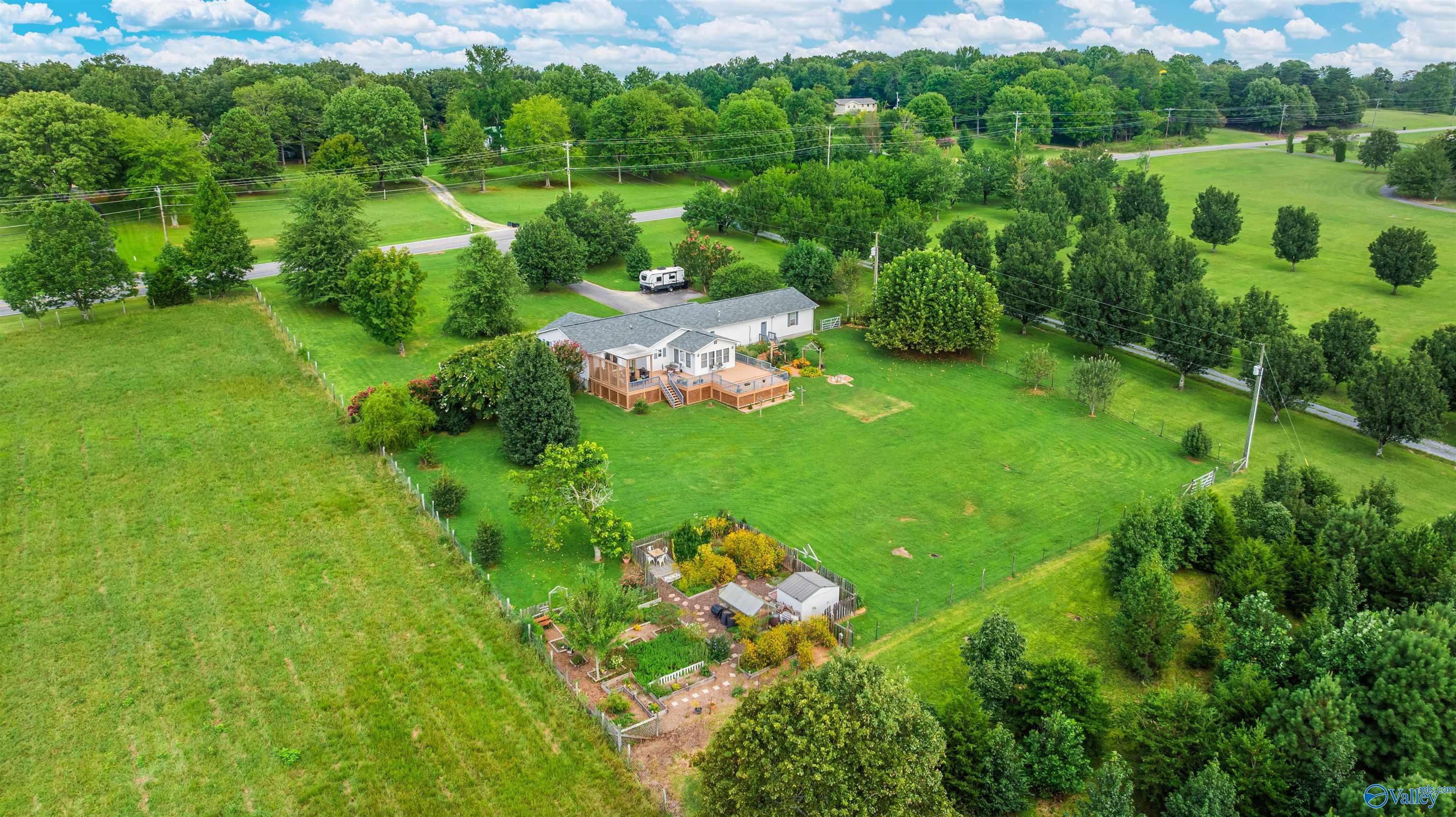 1921 Dogtown Road SE