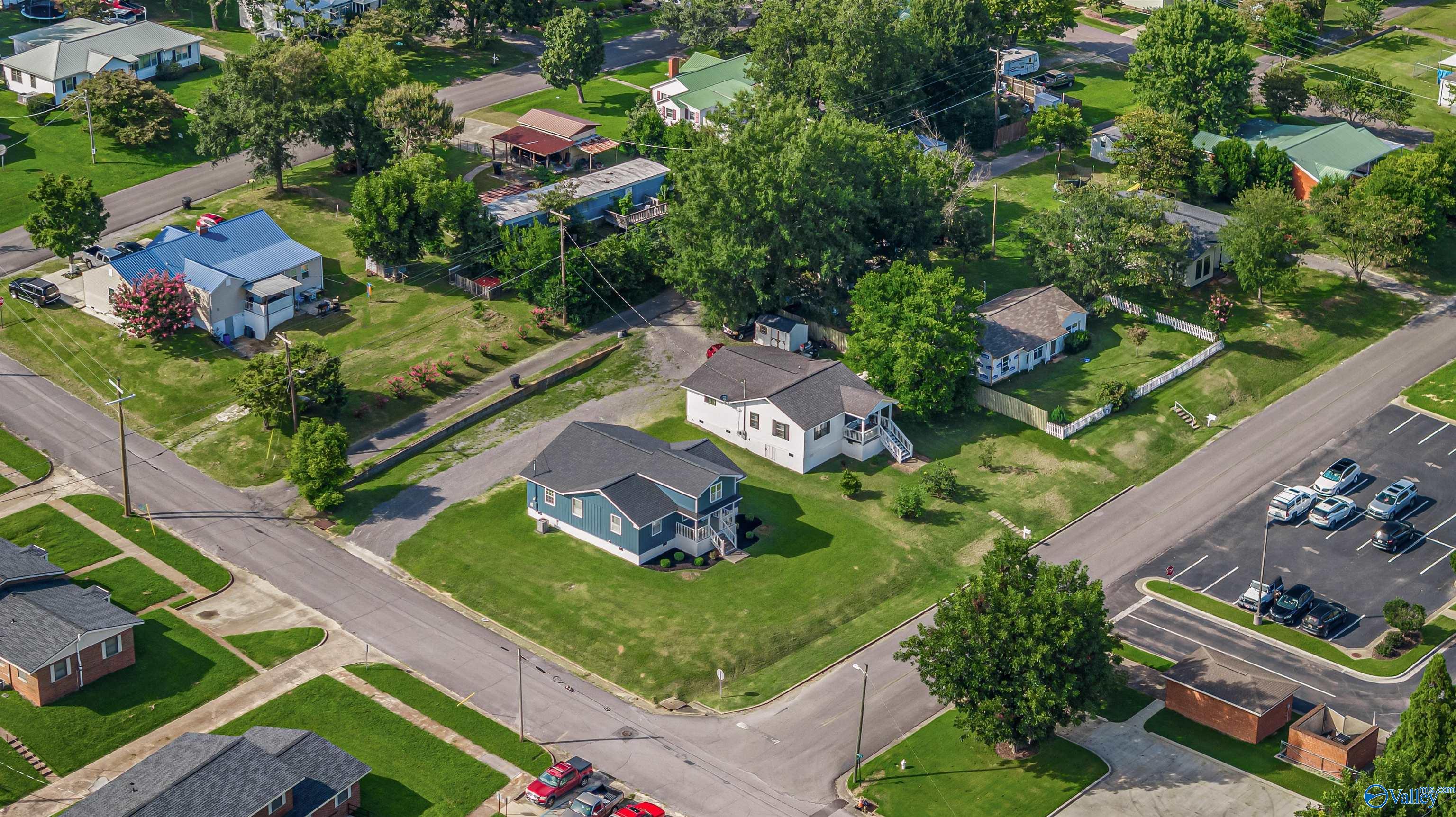 1400 Grand Avenue