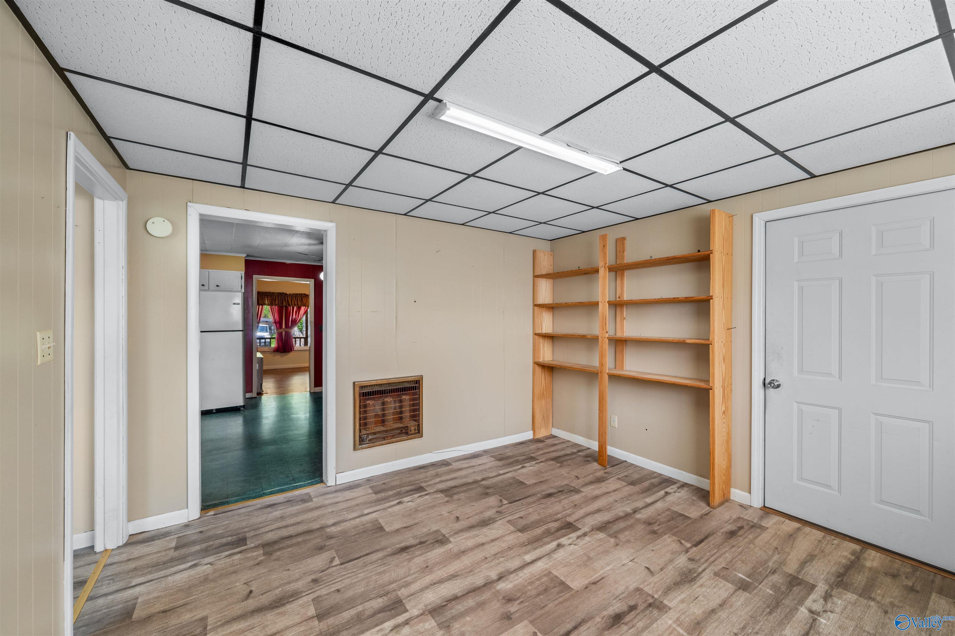 305 Sanders Avenue SE