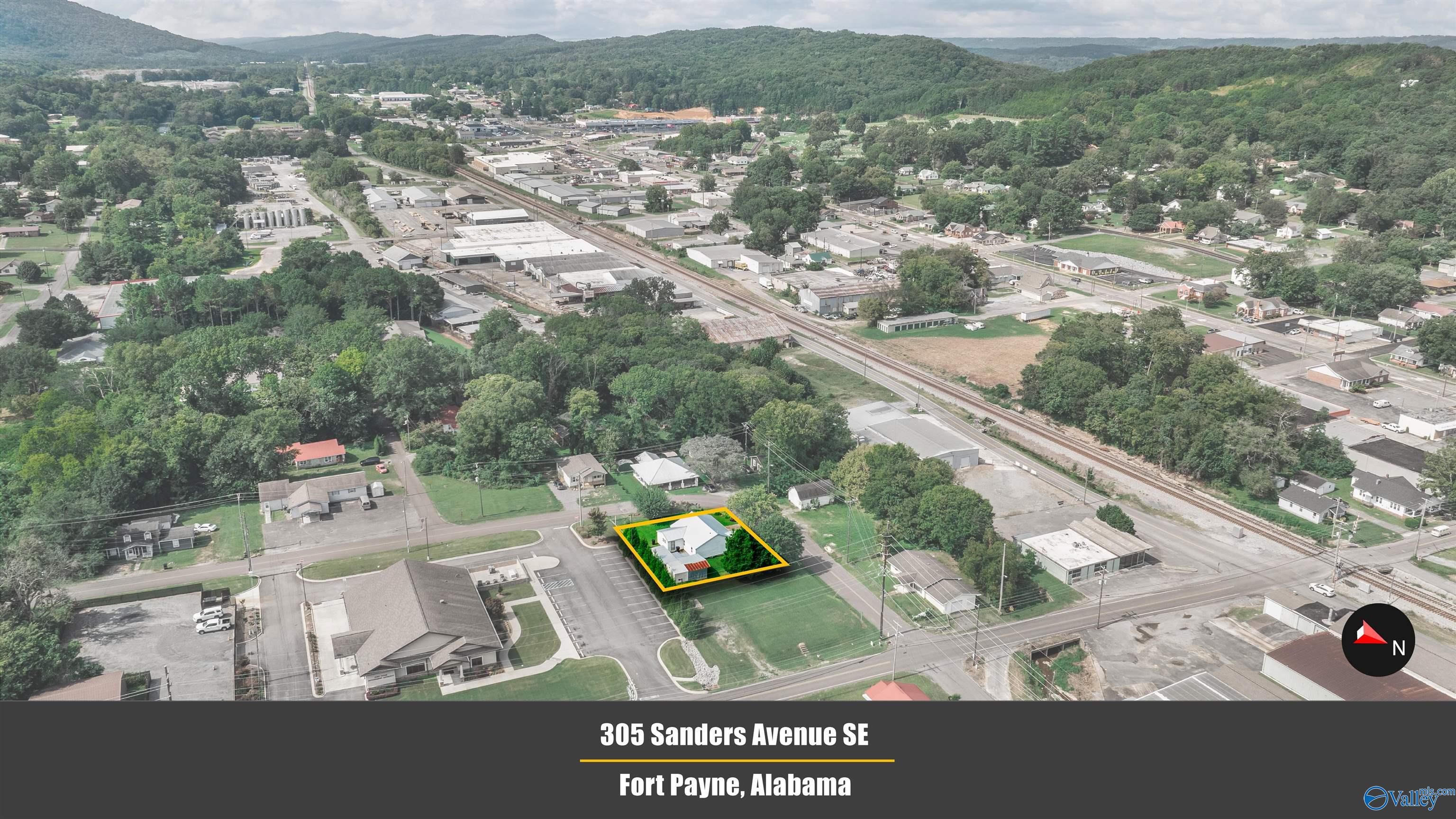 305 Sanders Avenue SE
