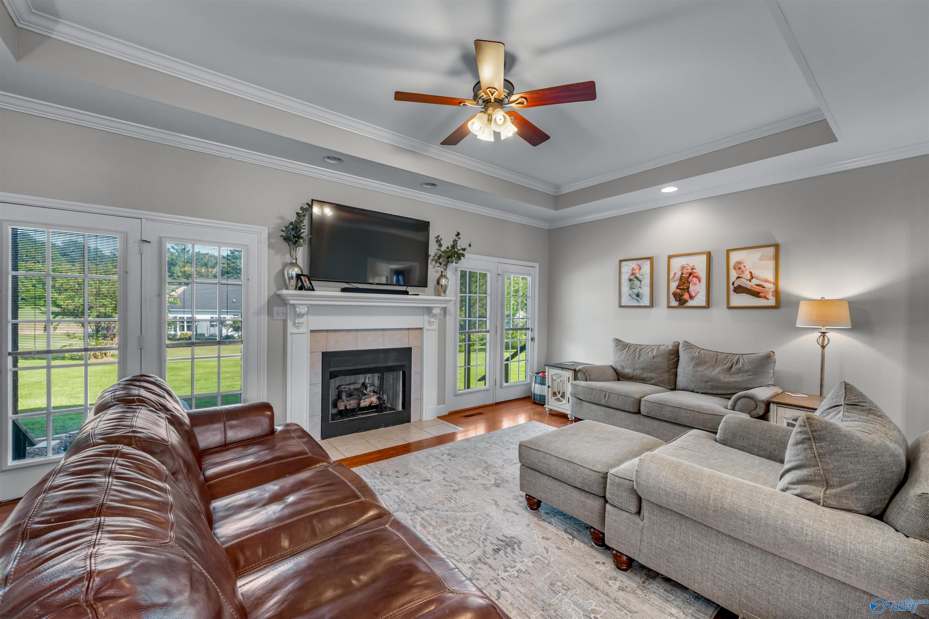 2507 Valley Circle