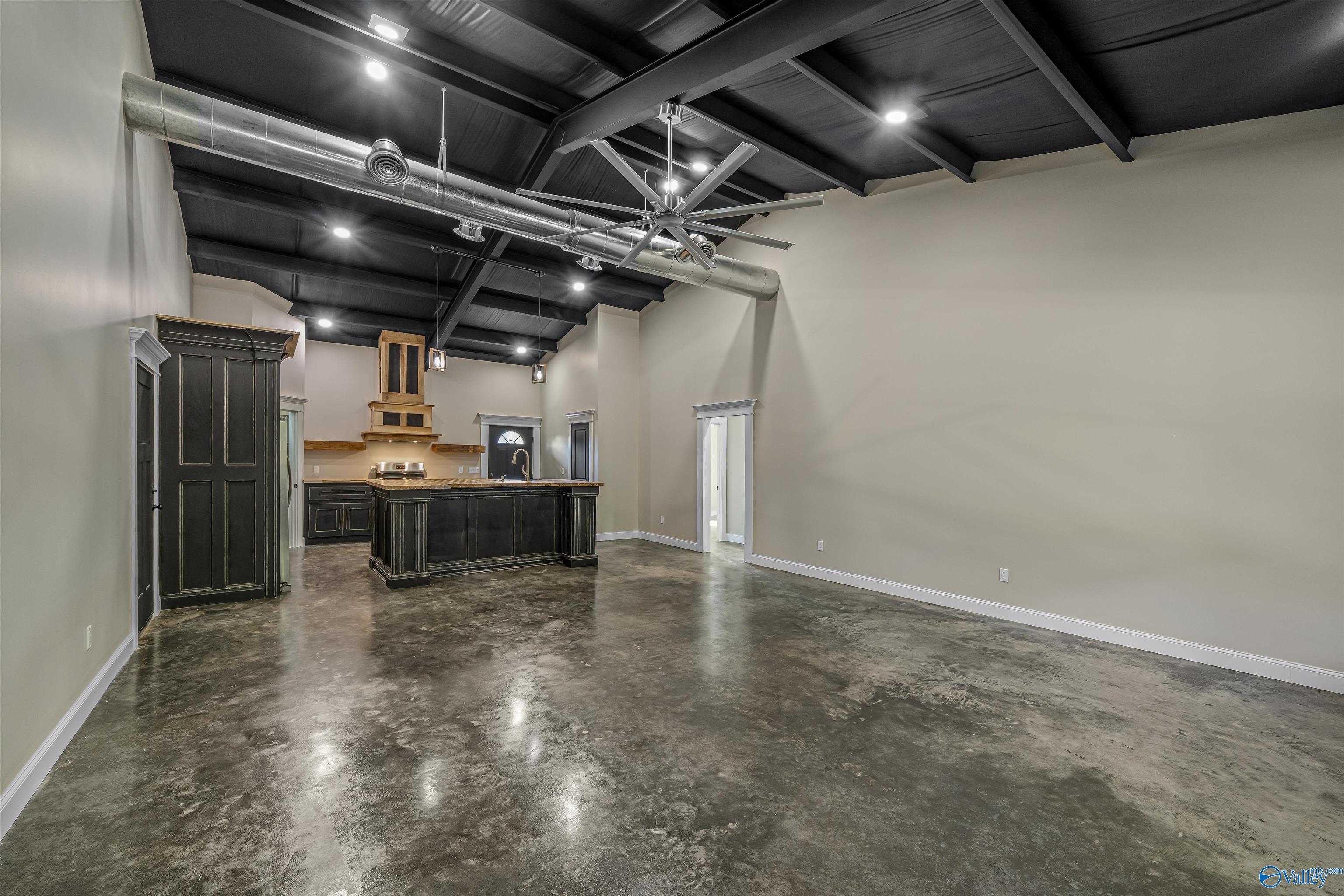720 County Road 514