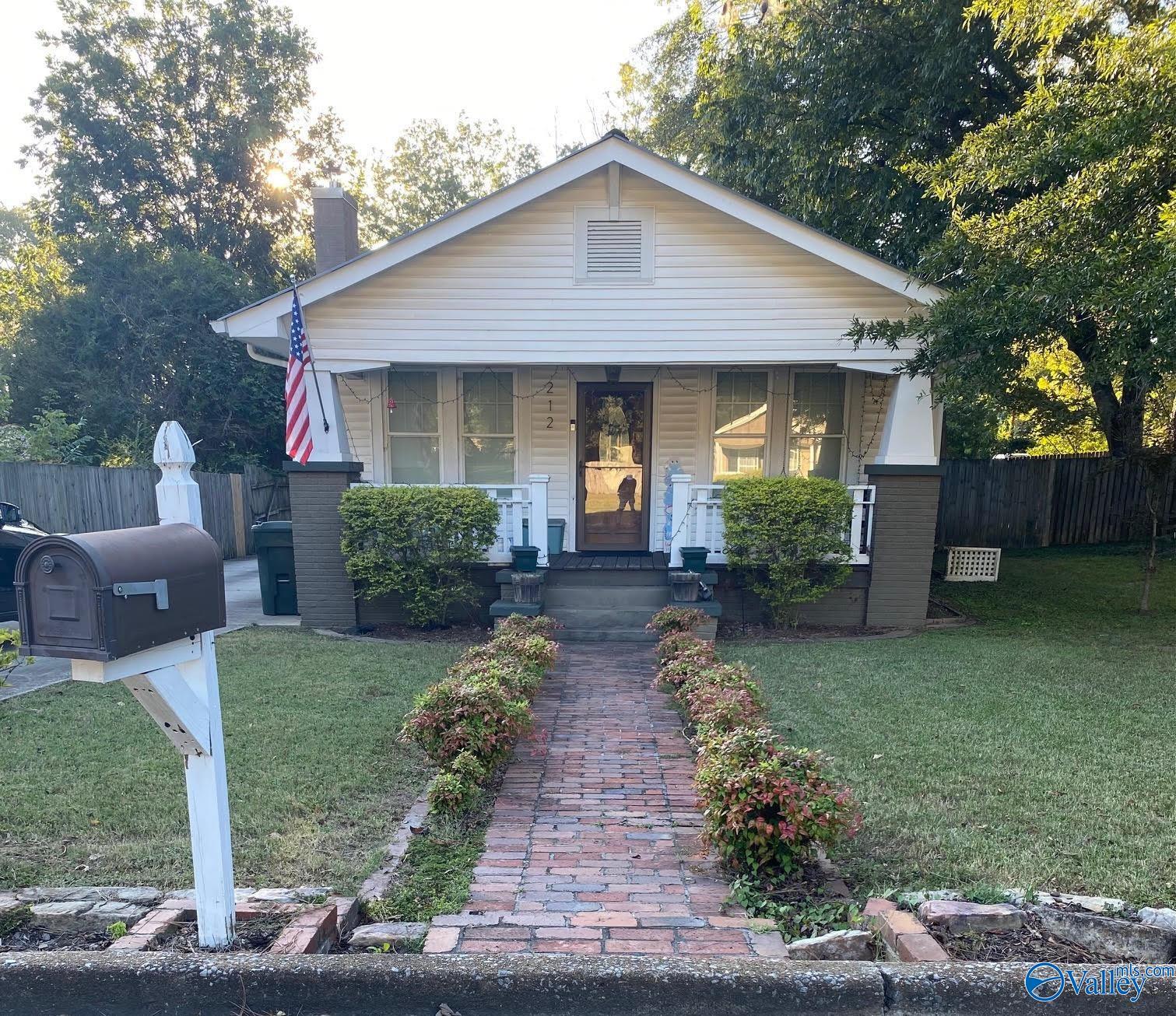 212 Kyle Street