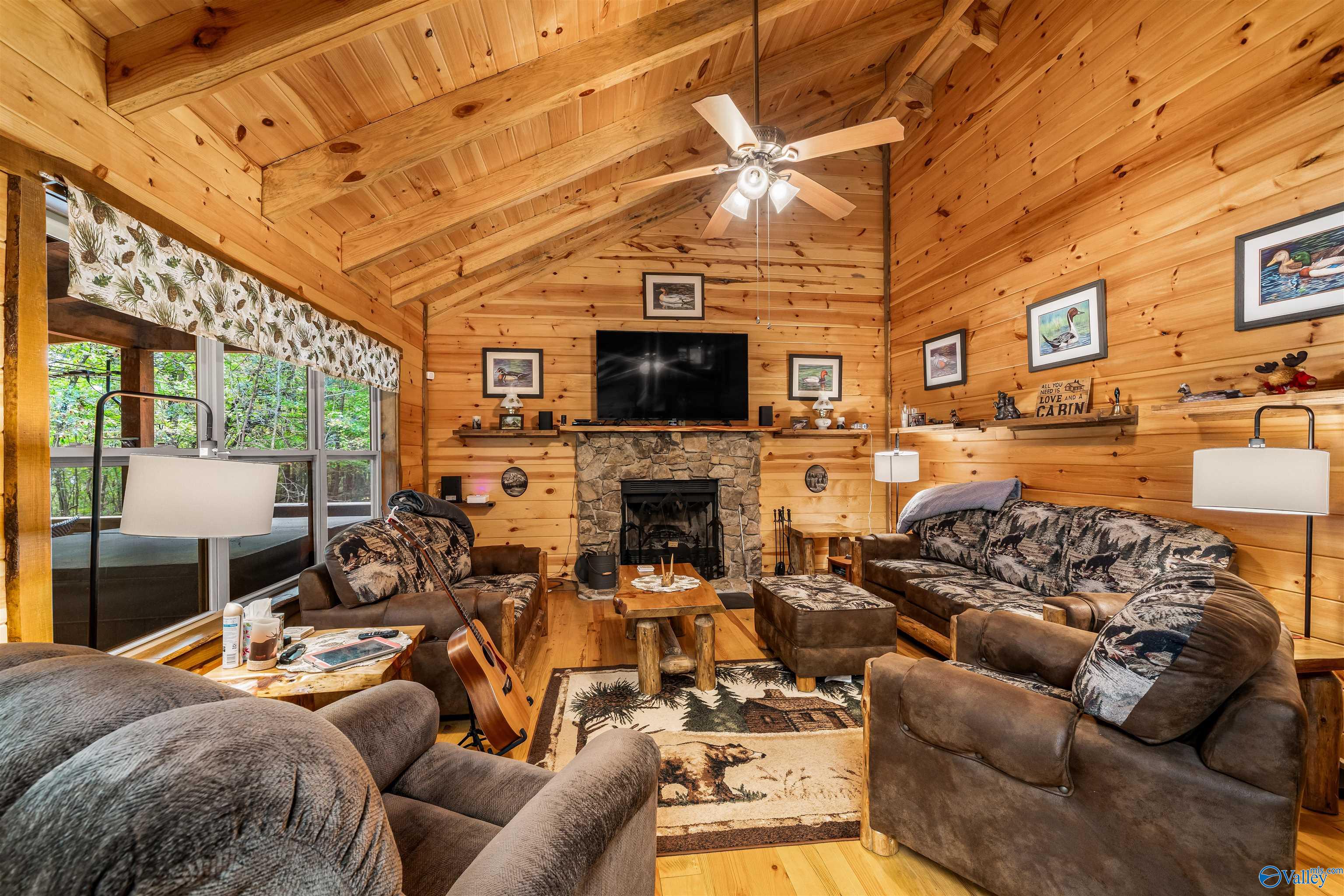 1600 County Road 103