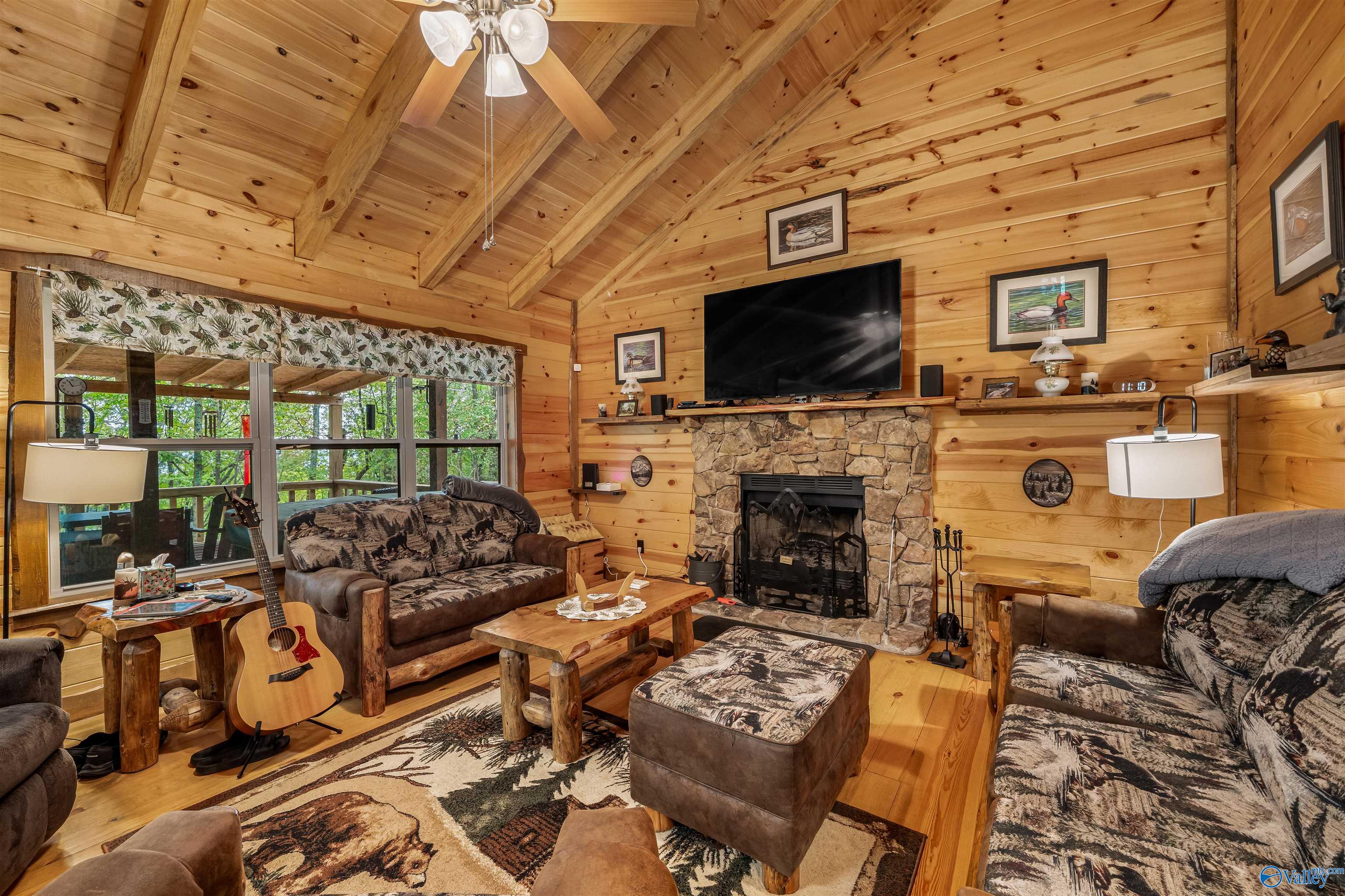 1600 County Road 103