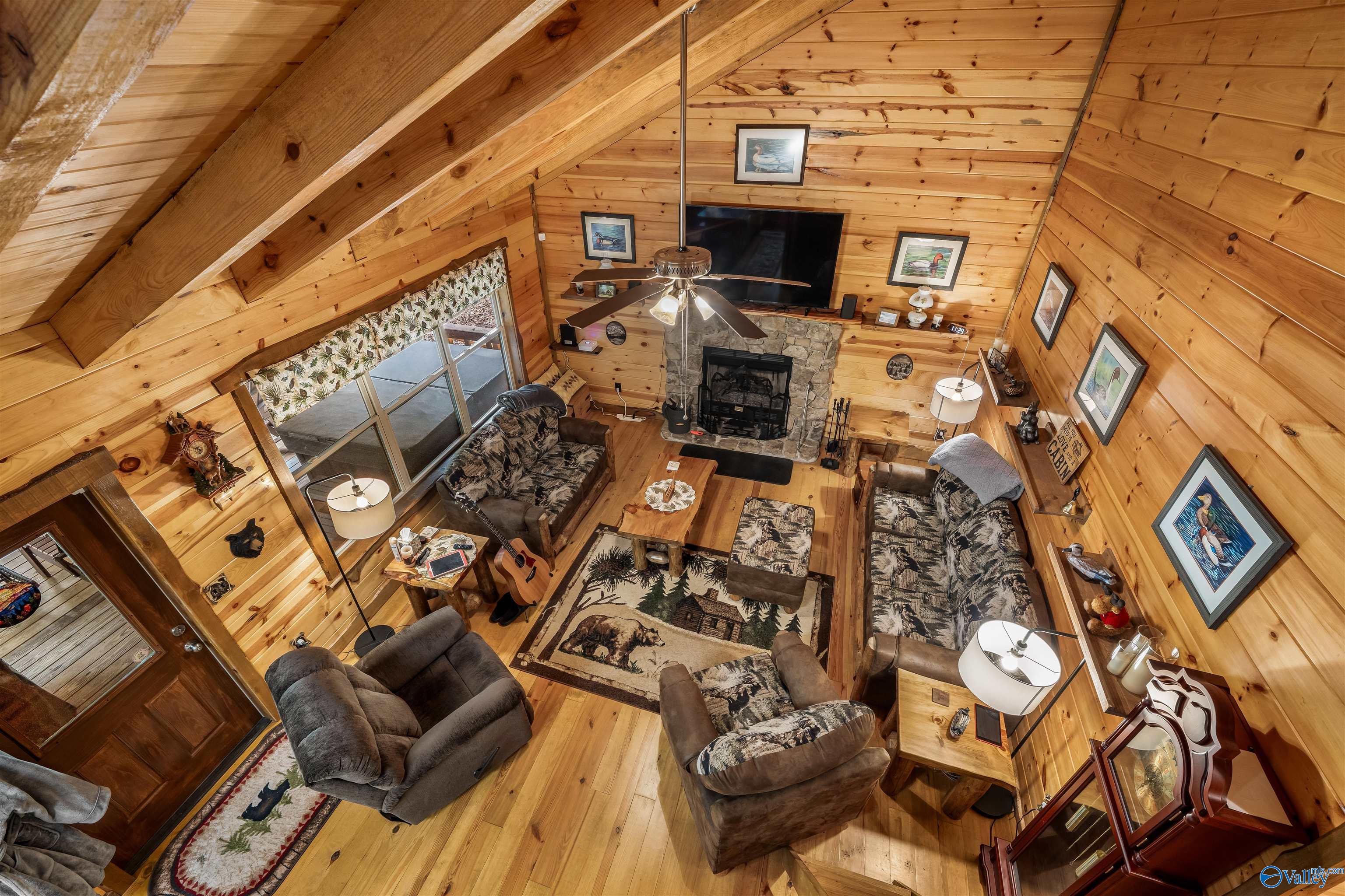 1600 County Road 103