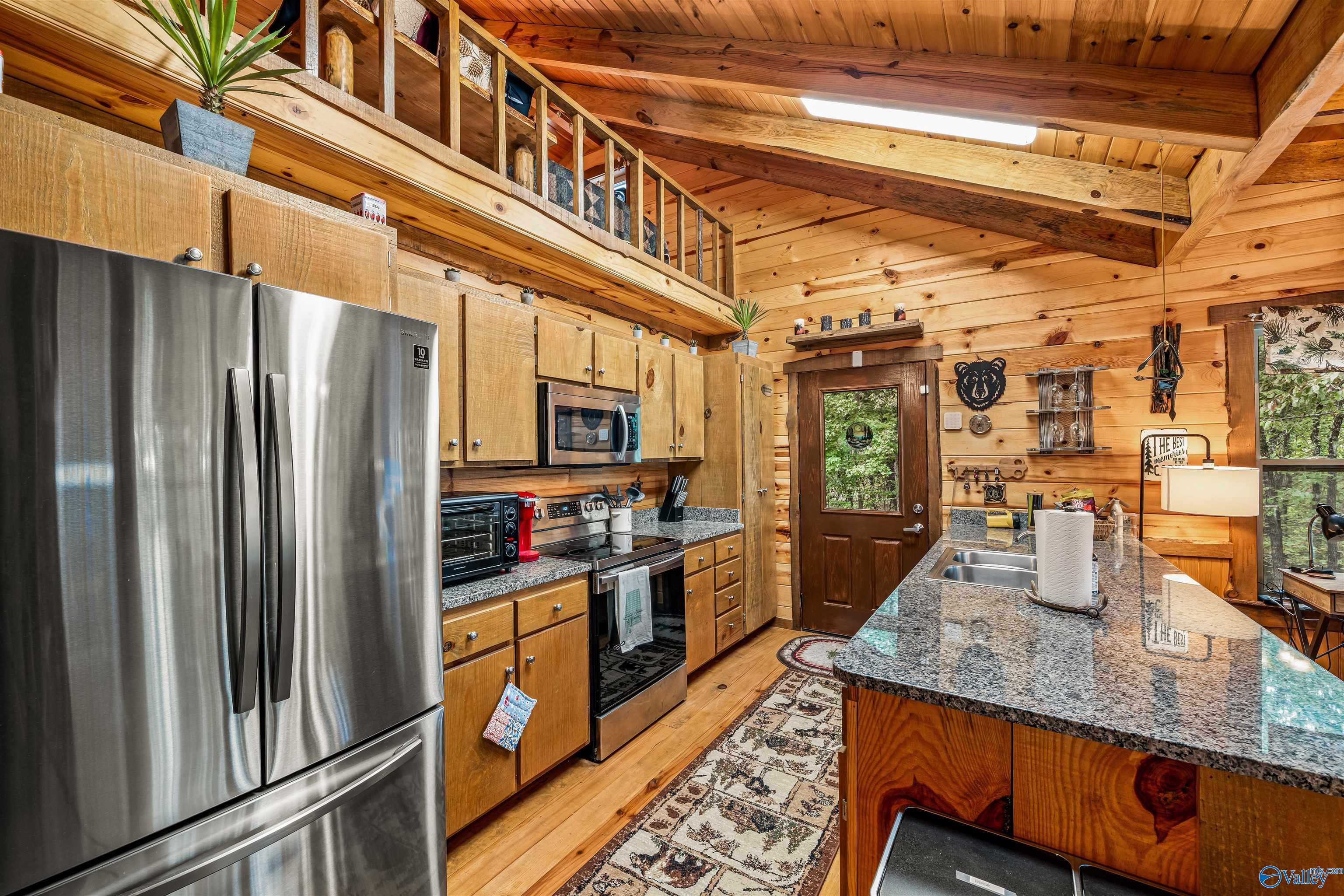 1600 County Road 103