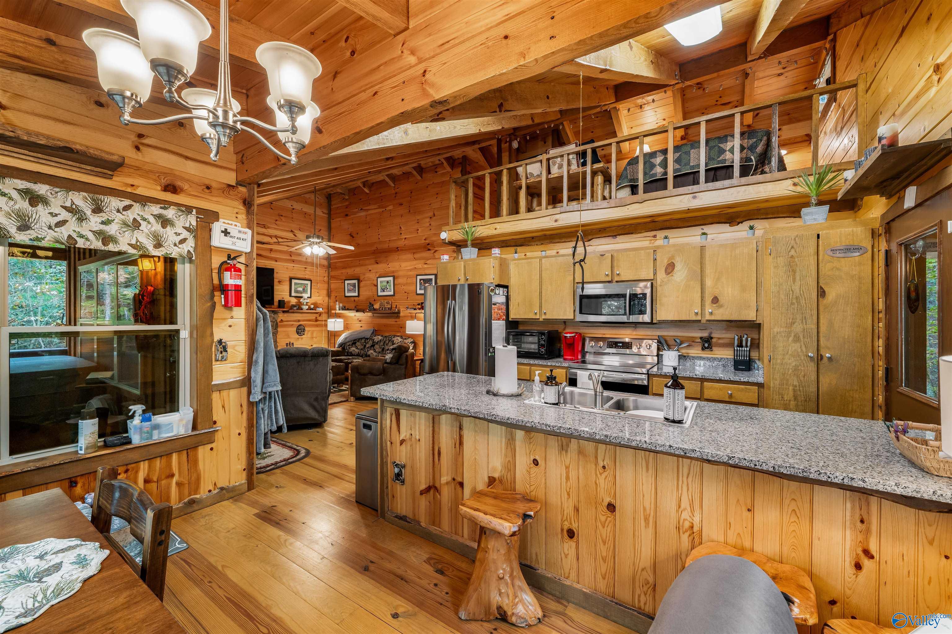 1600 County Road 103