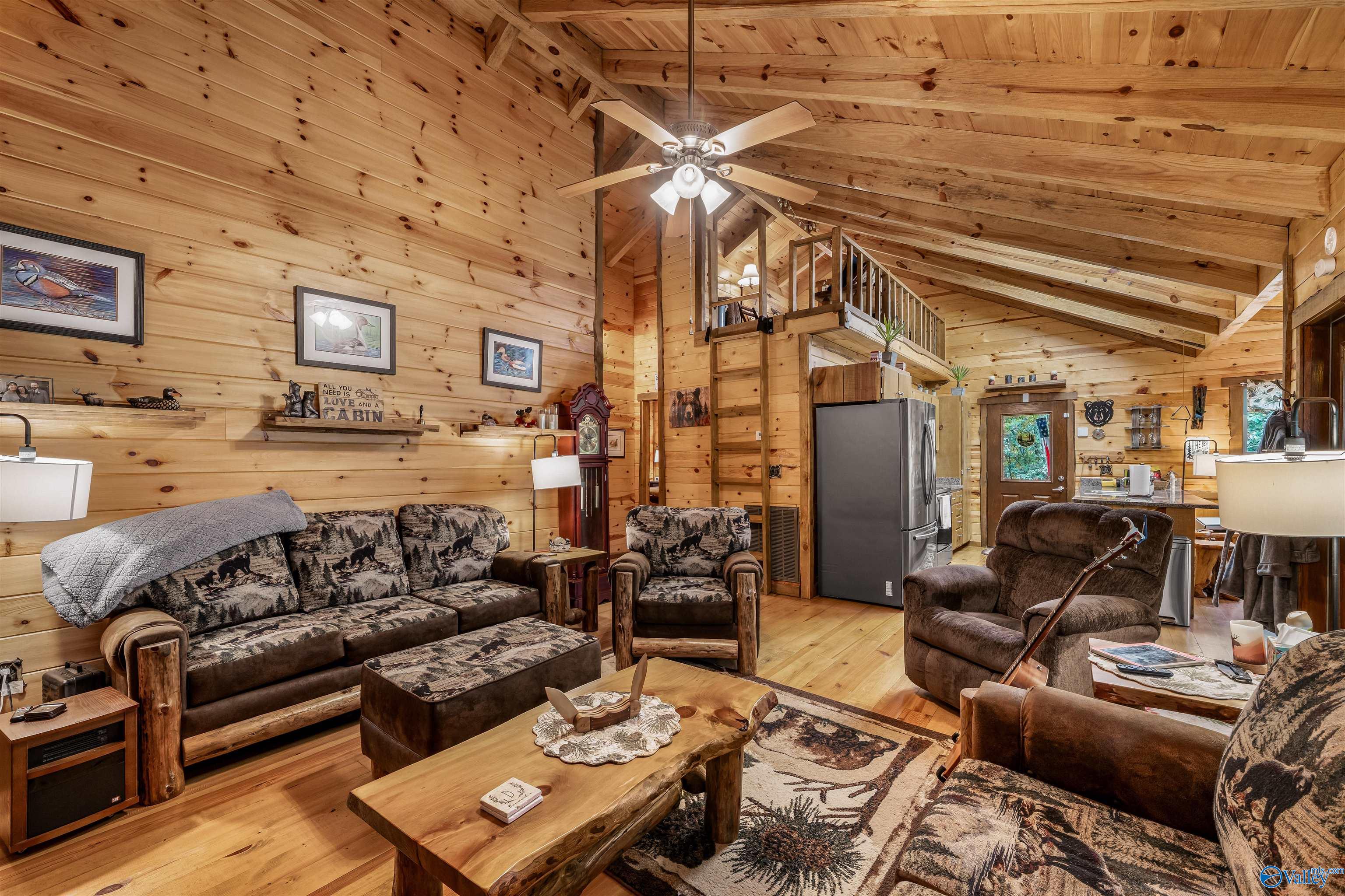 1600 County Road 103