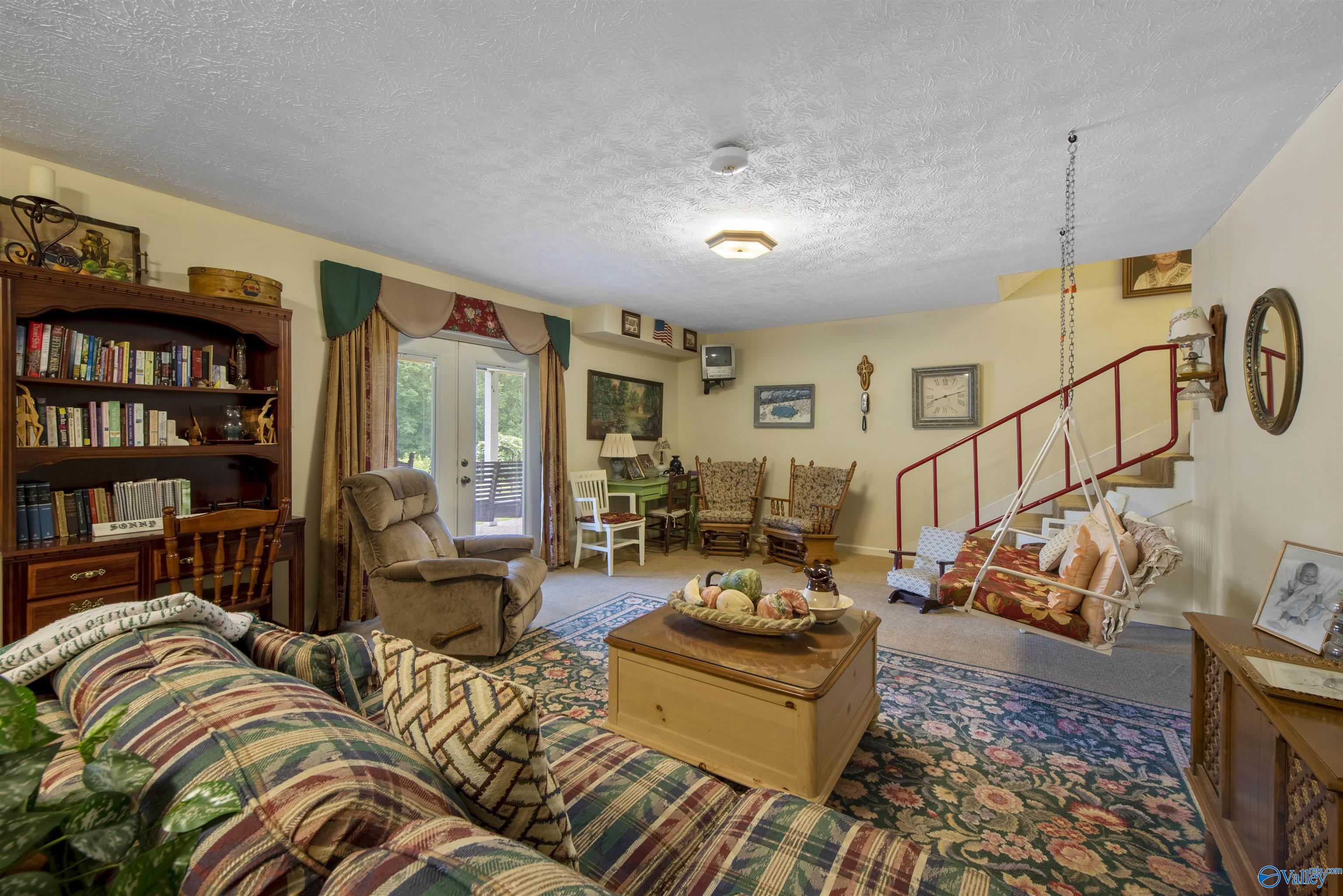 200 County Road 750
