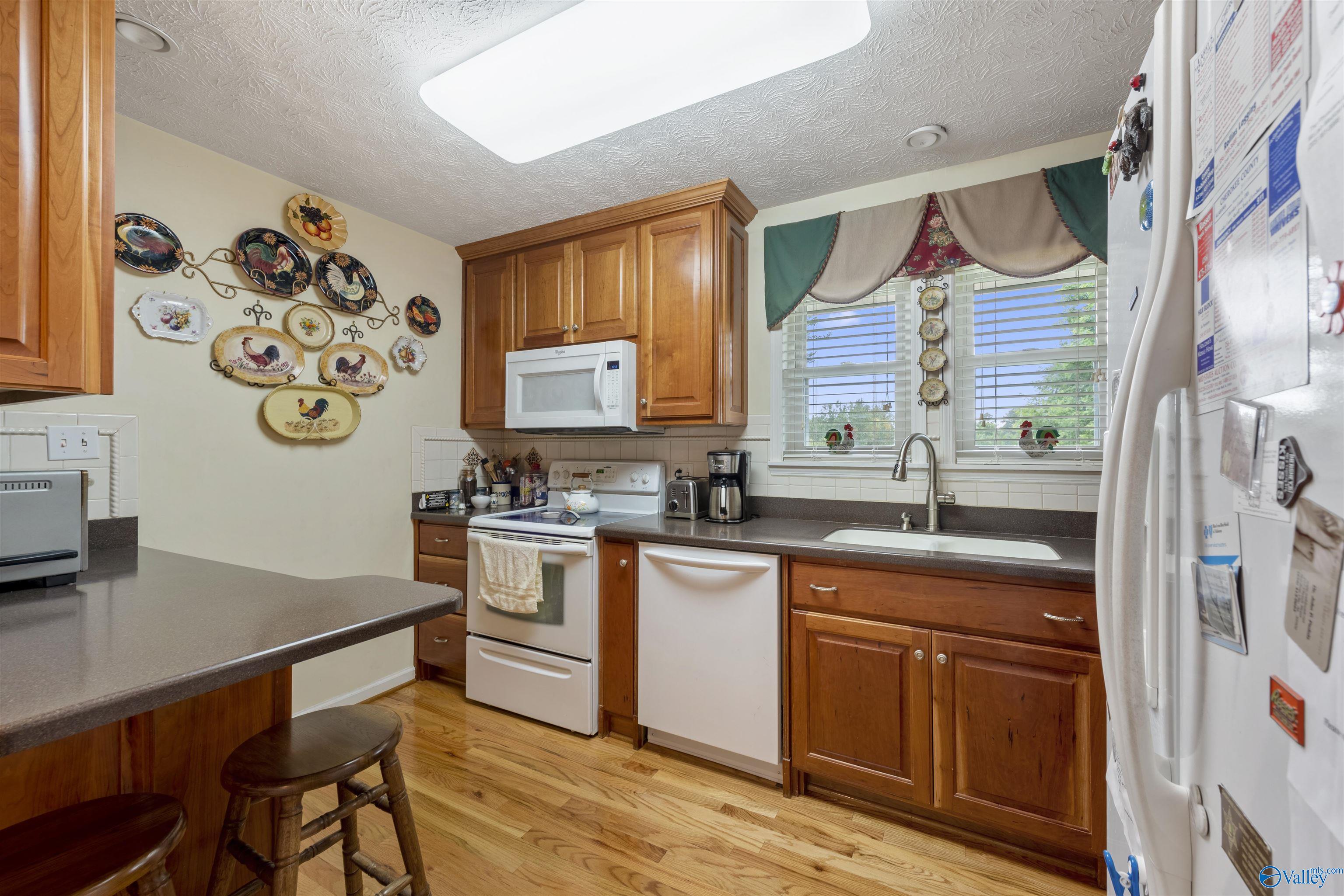 200 County Road 750