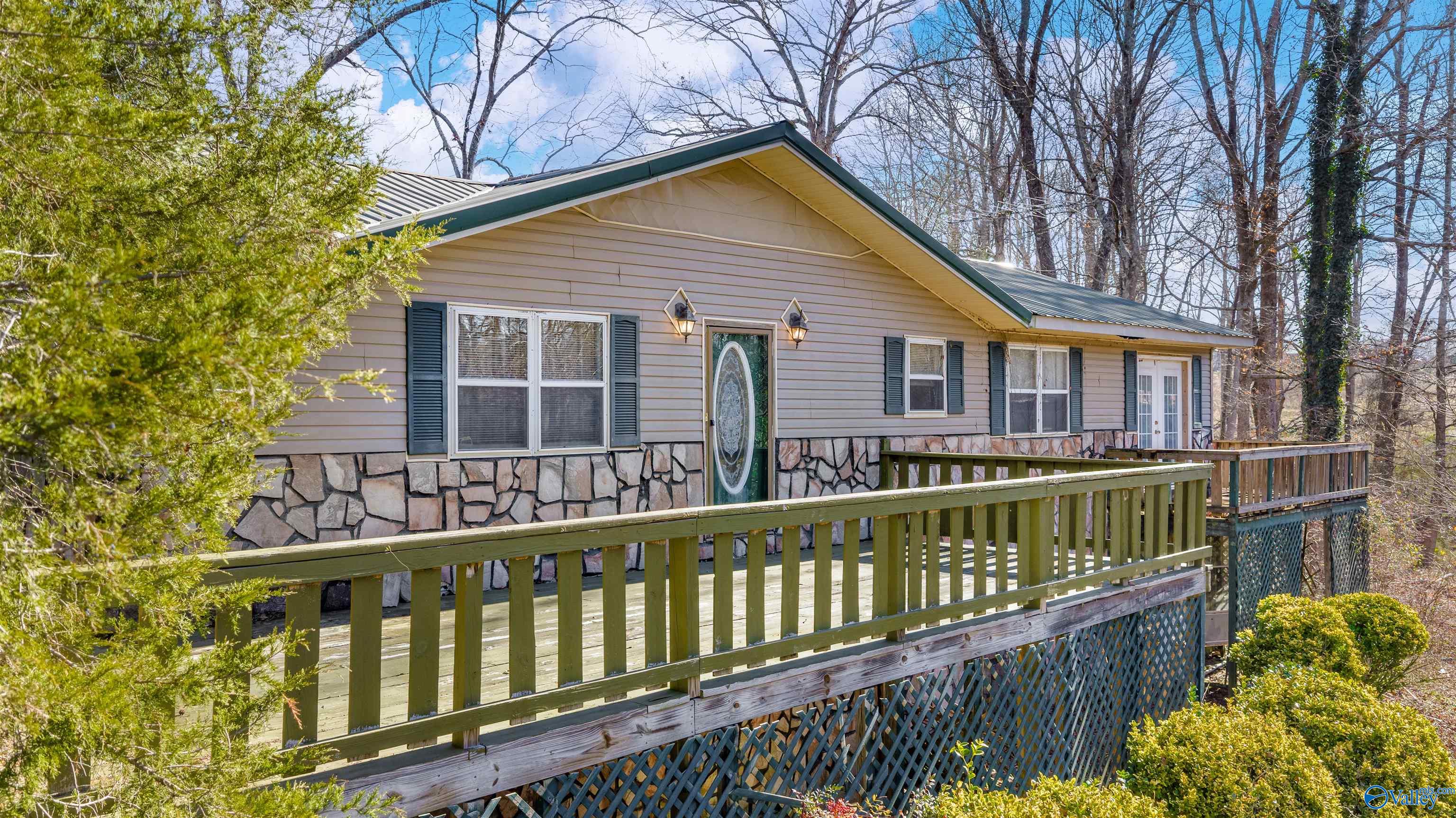 1115 County Road 358