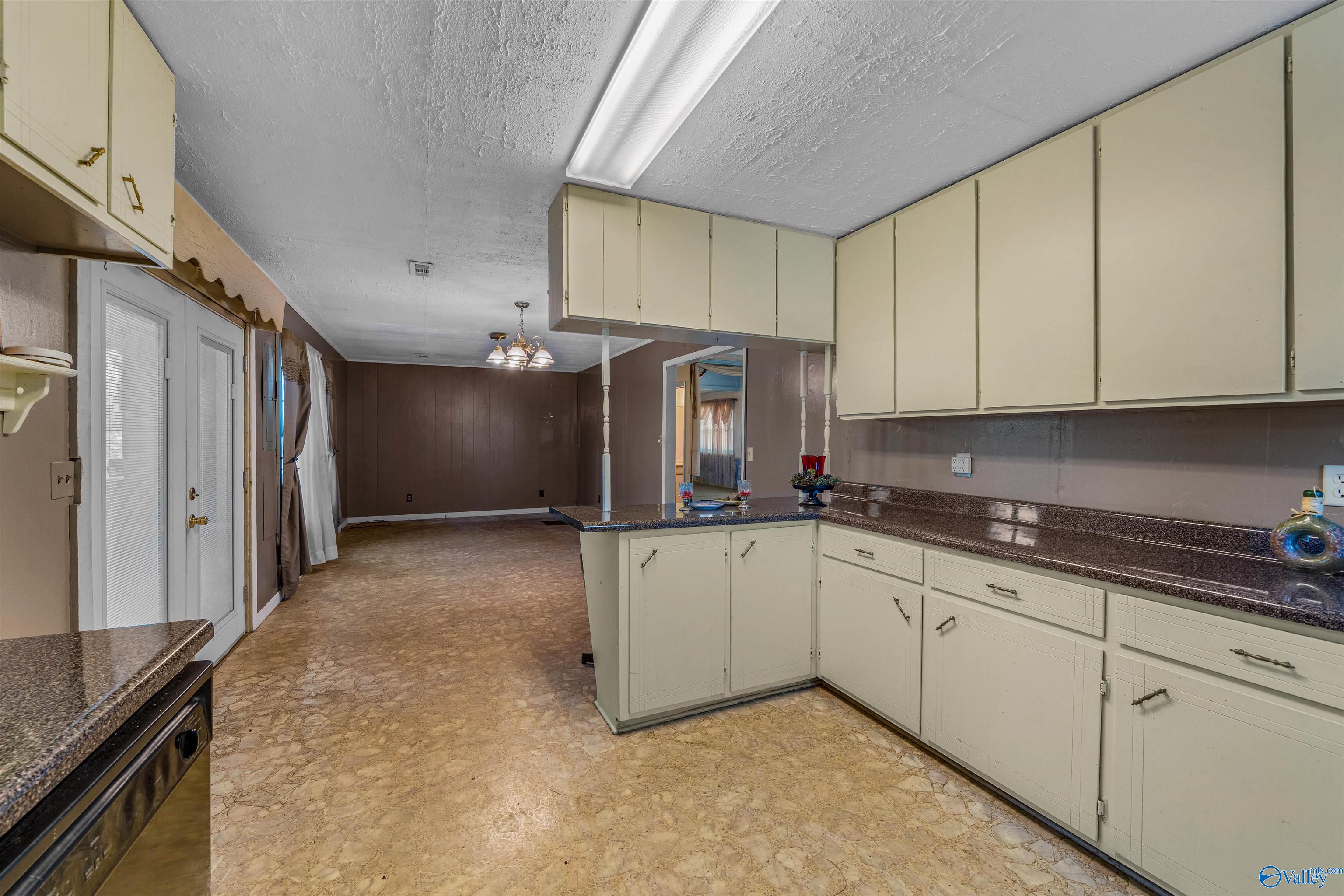 1115 County Road 358