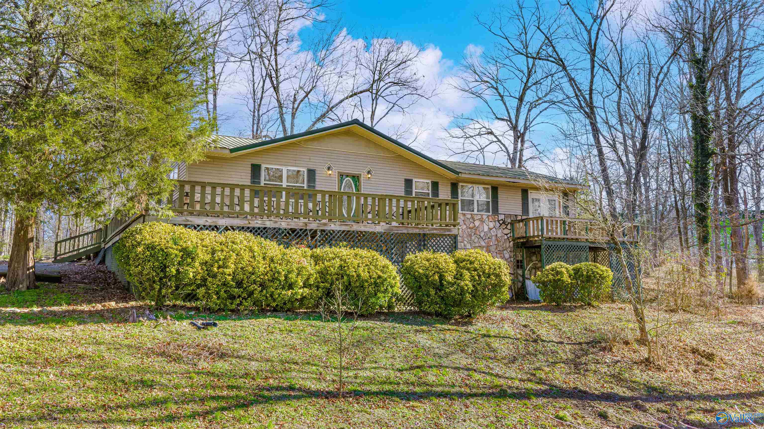 1115 County Road 358