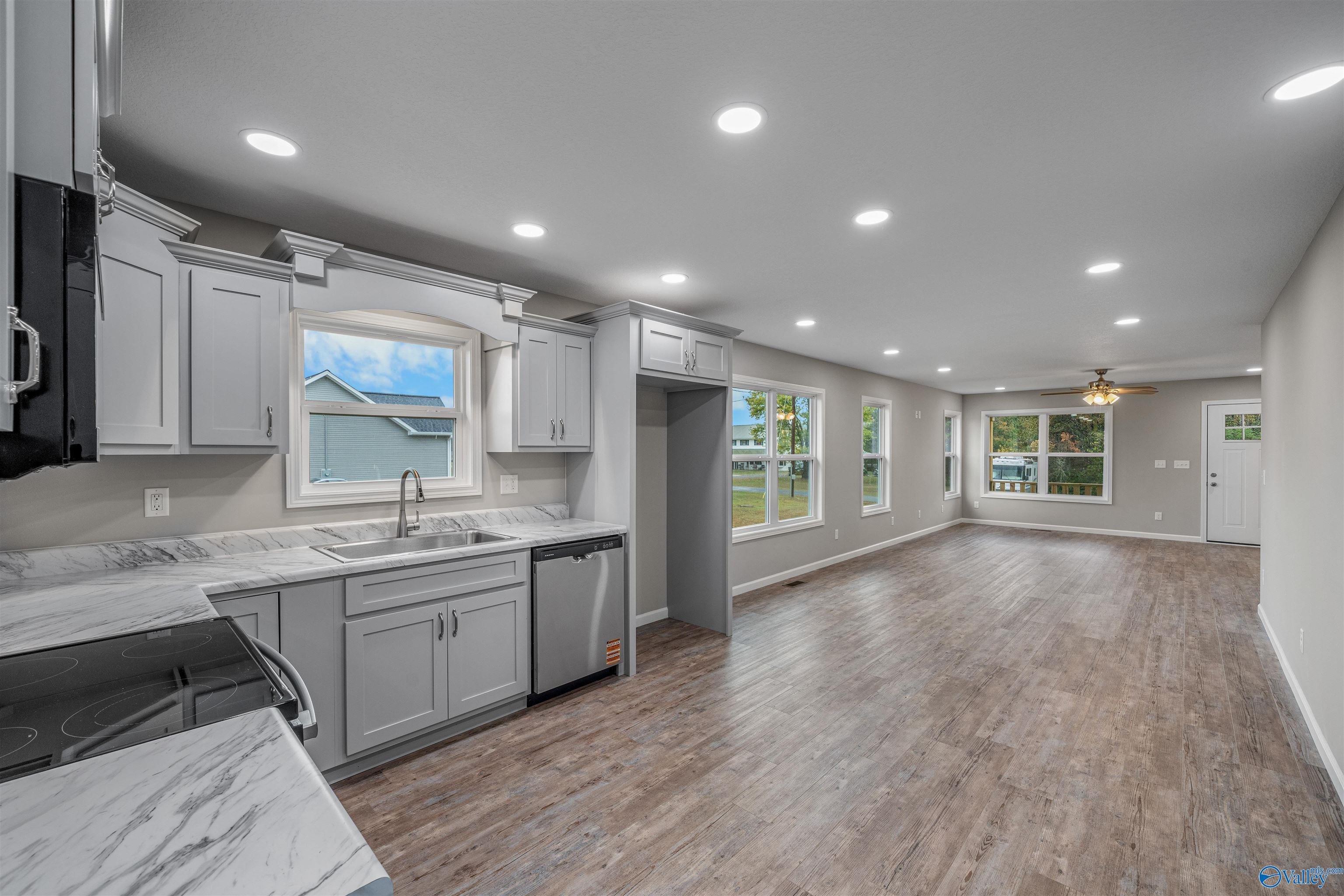 92 Mccurdy Drive