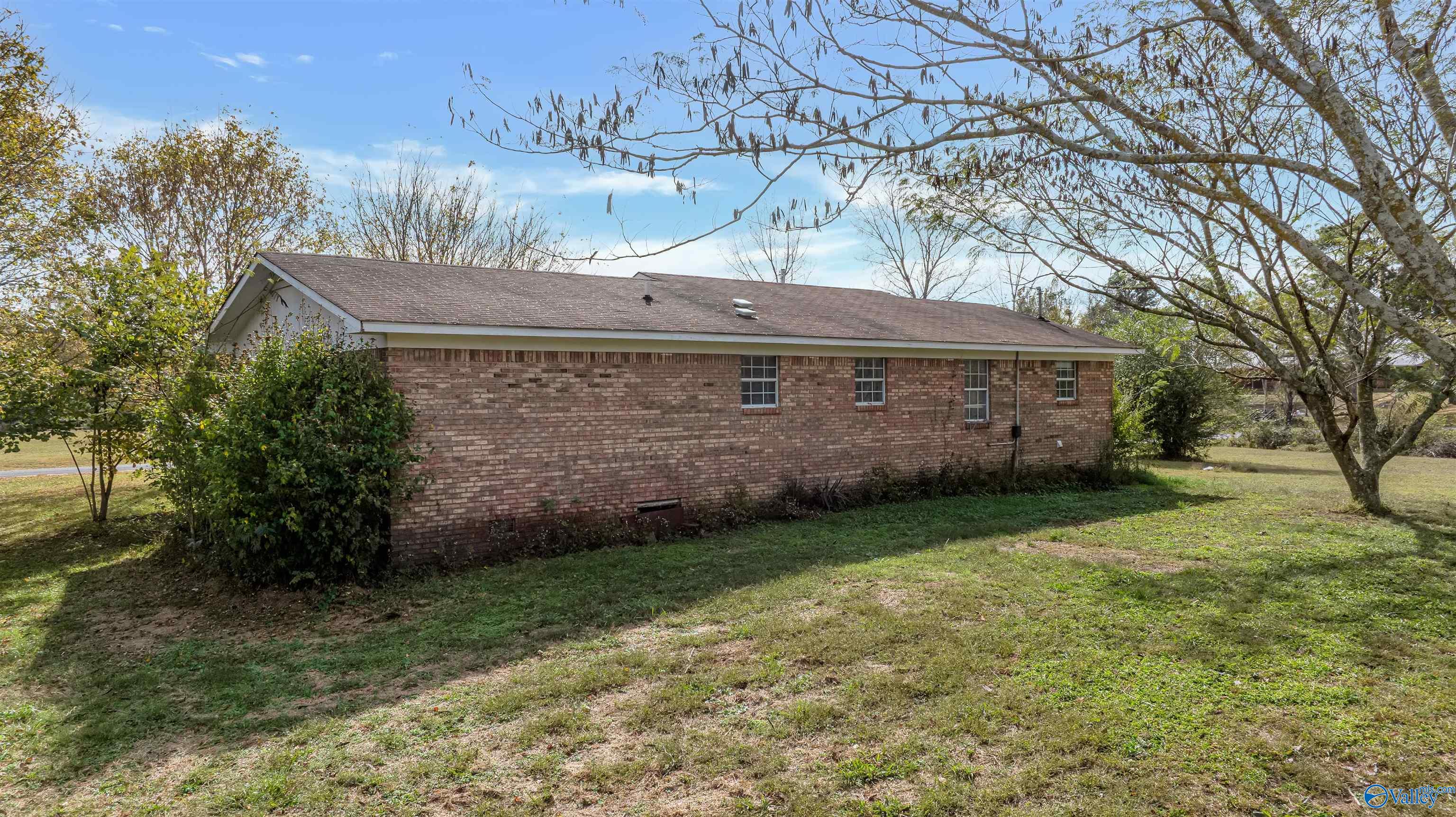 372 Poole Circle