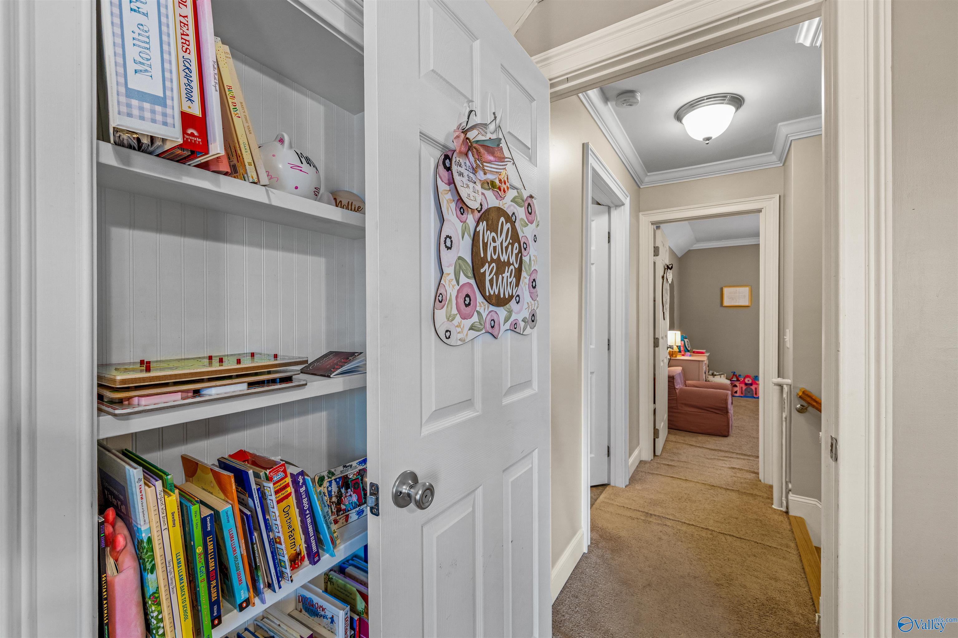 622 Lookout Terrace E