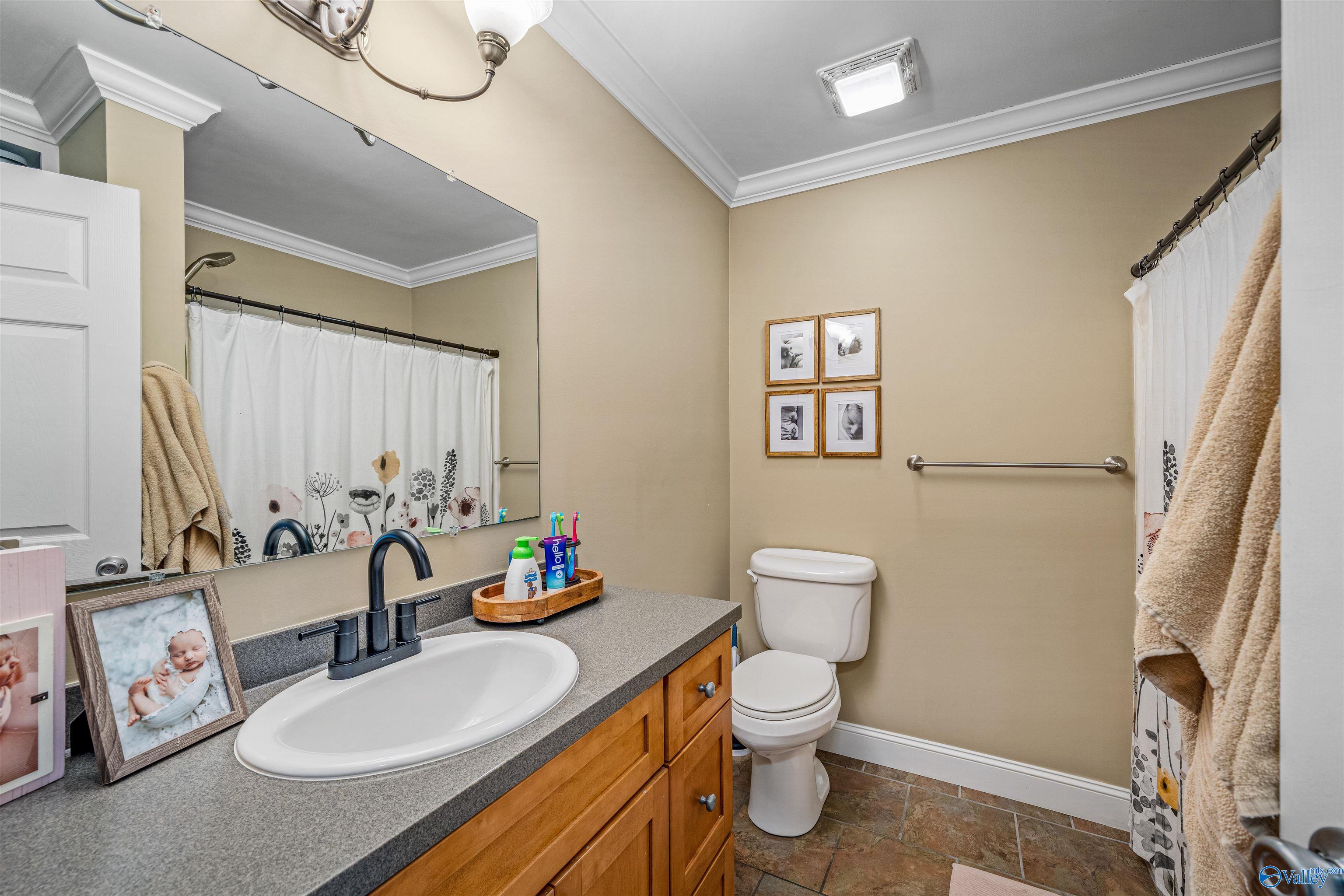622 Lookout Terrace E