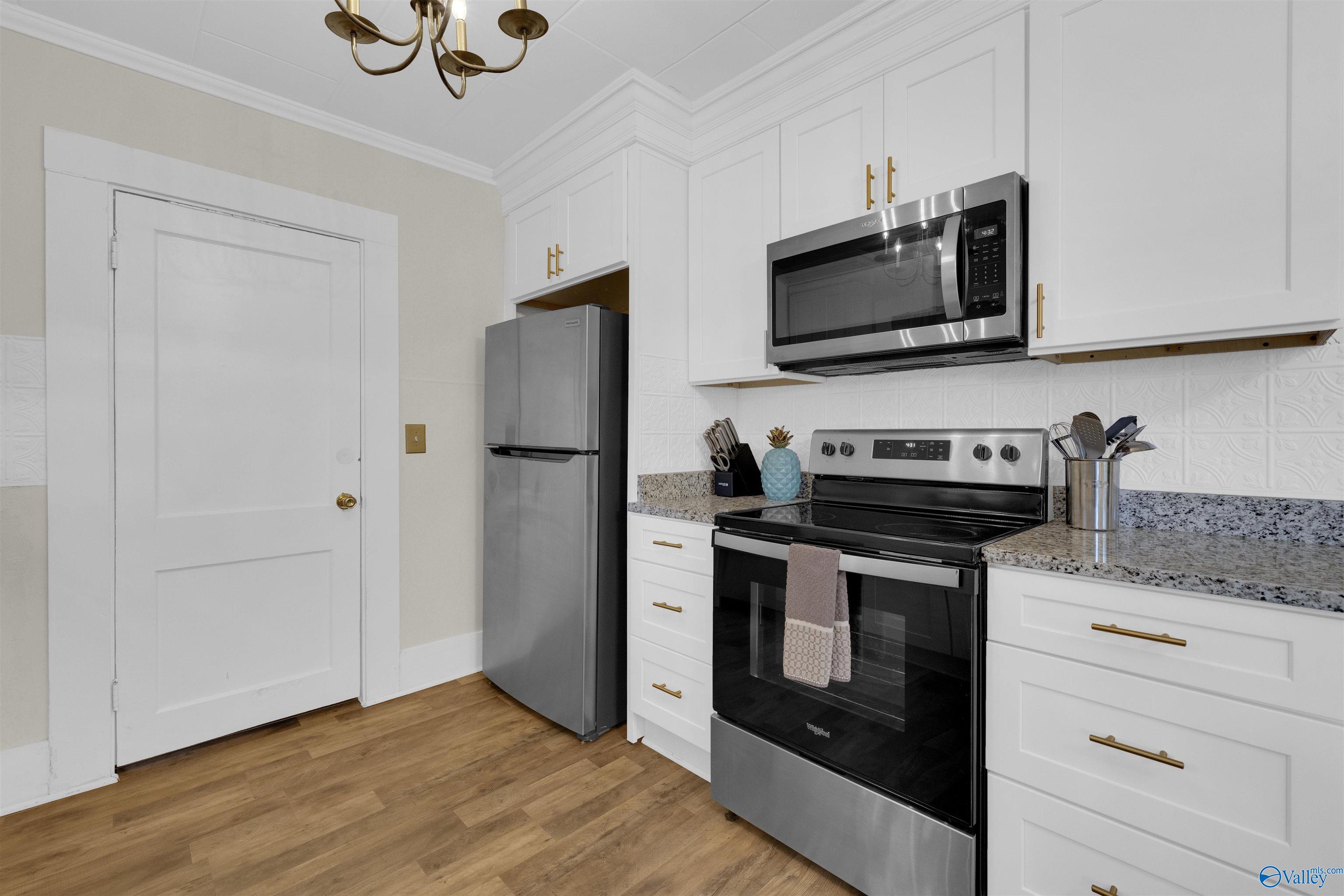 306 5th Street SW
