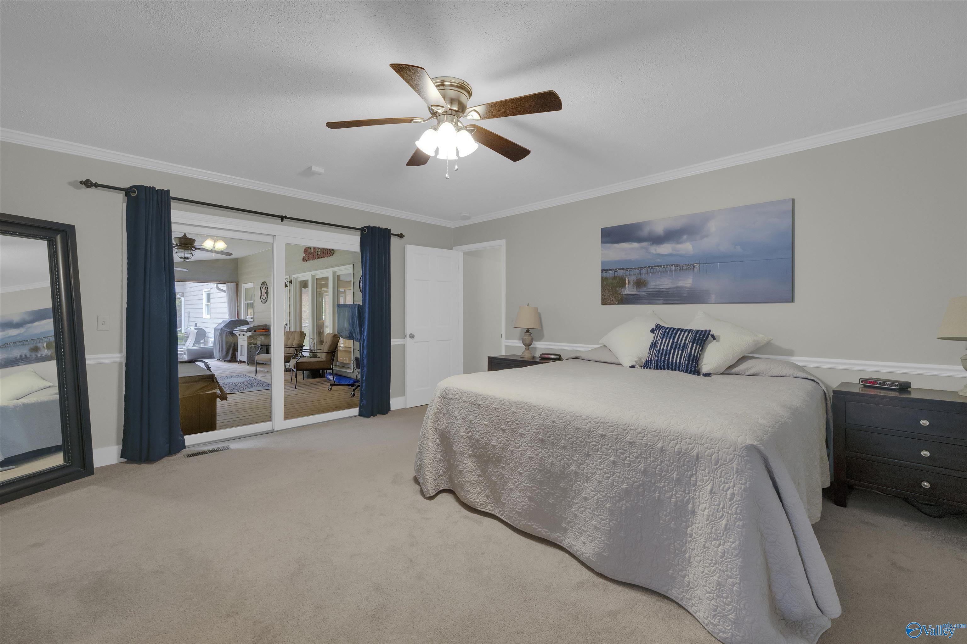 6704 Quail Hollow Drive