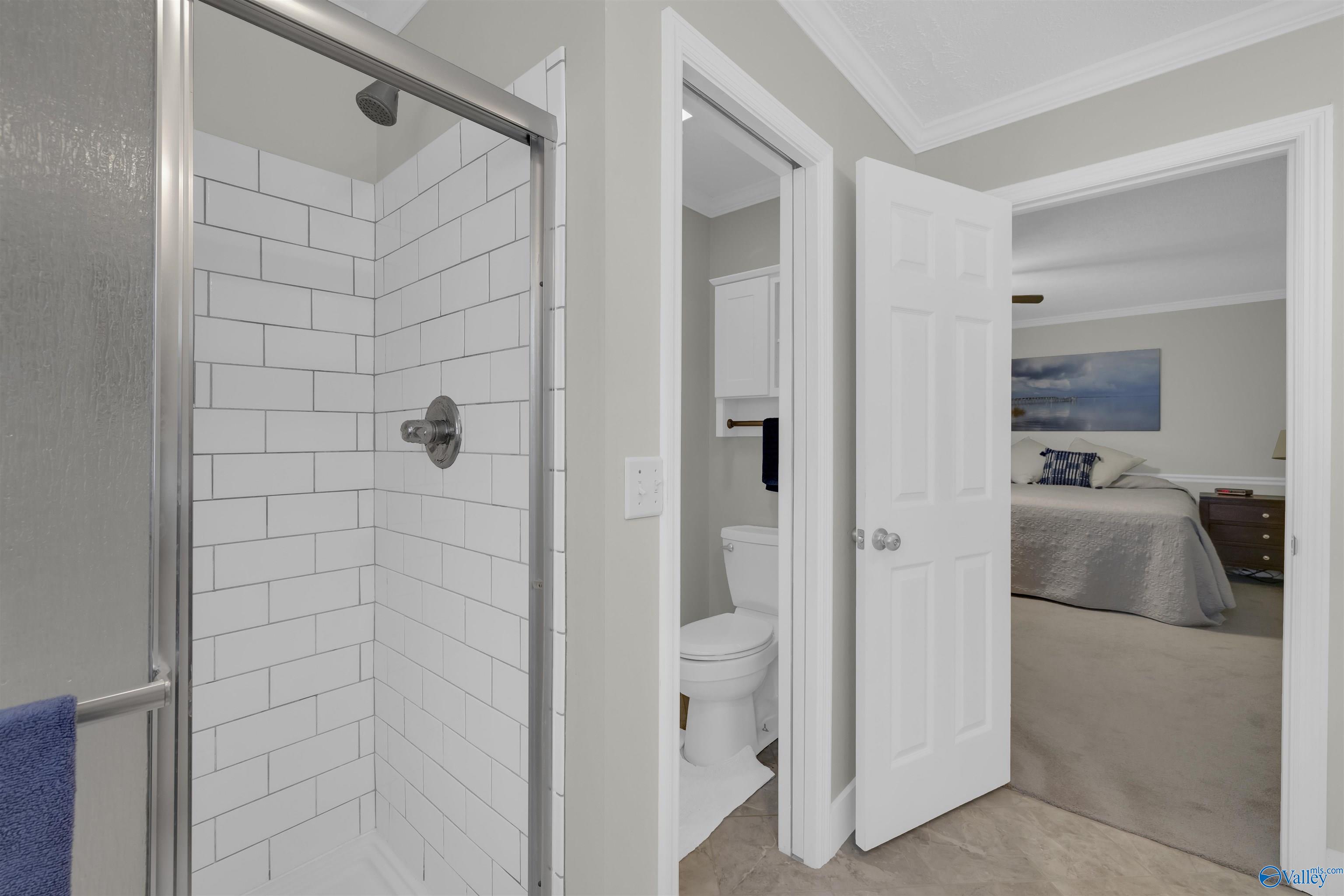 6704 Quail Hollow Drive
