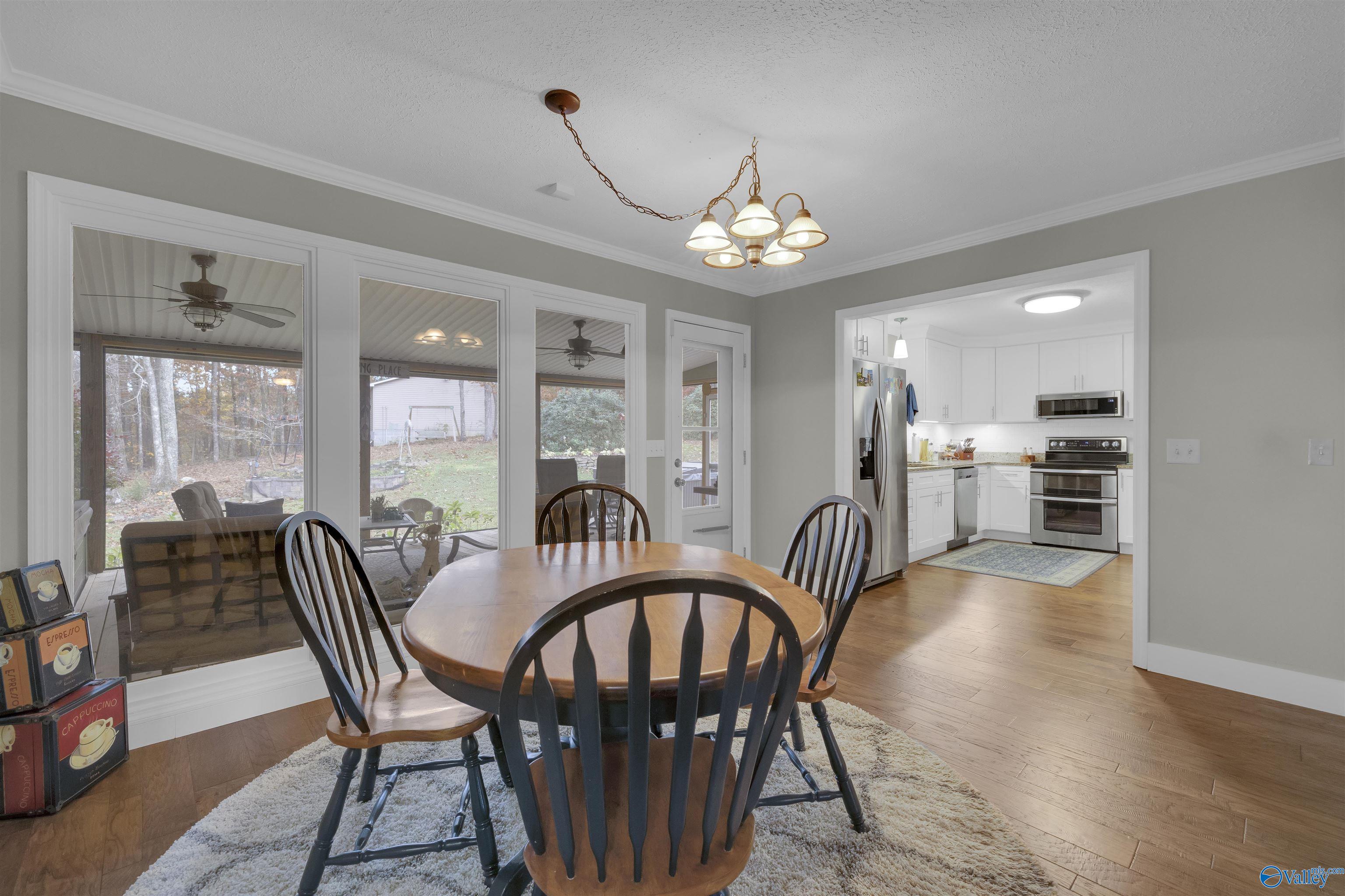 6704 Quail Hollow Drive