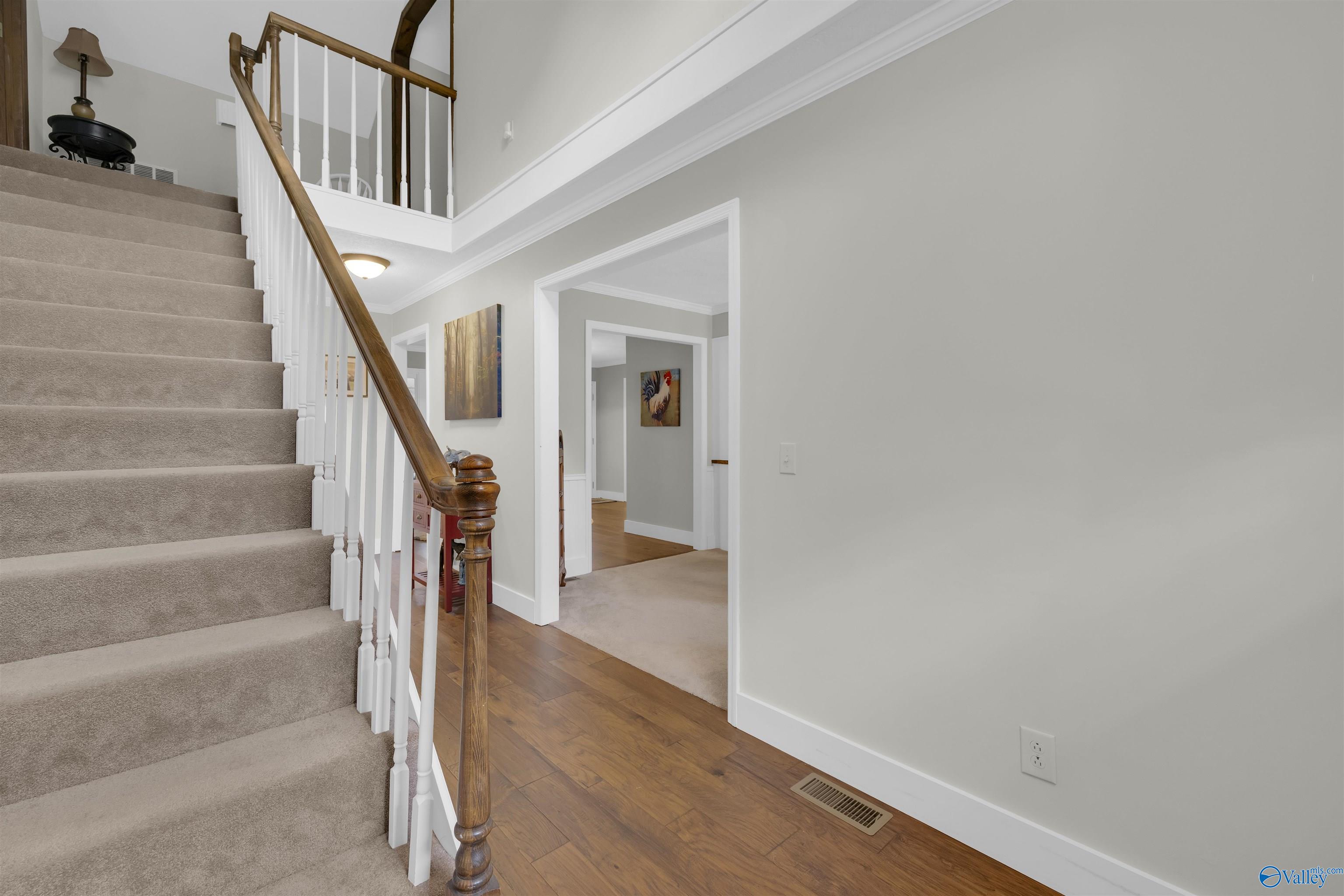 6704 Quail Hollow Drive