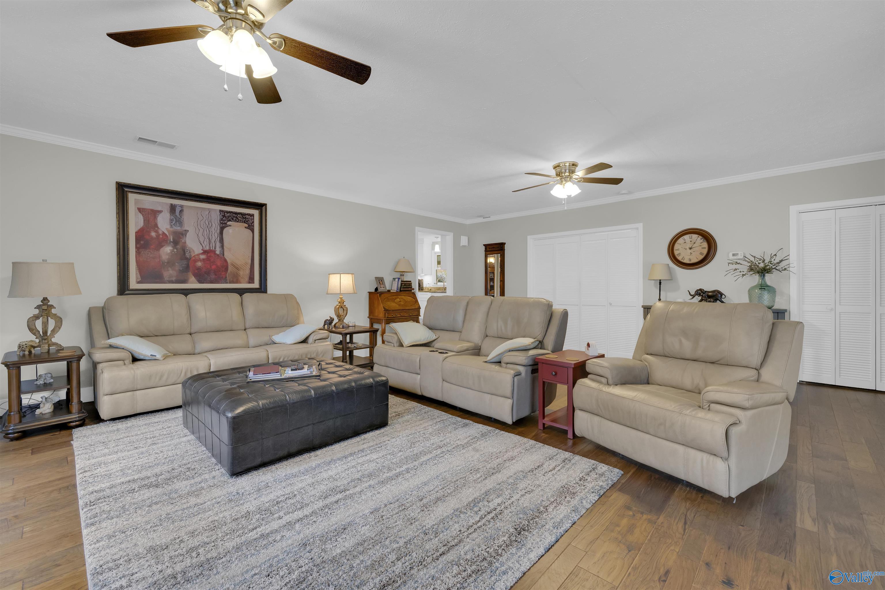 6704 Quail Hollow Drive