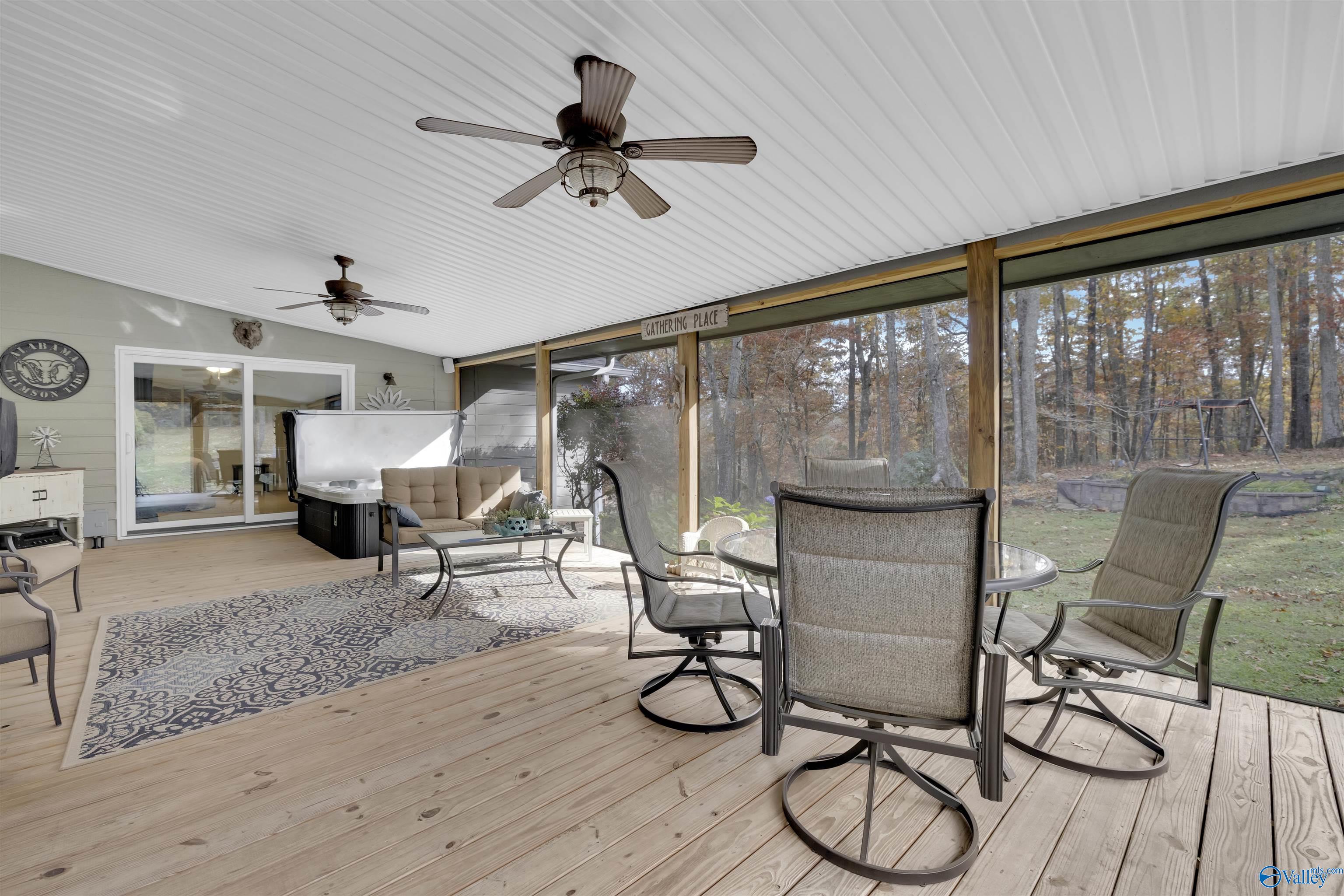6704 Quail Hollow Drive