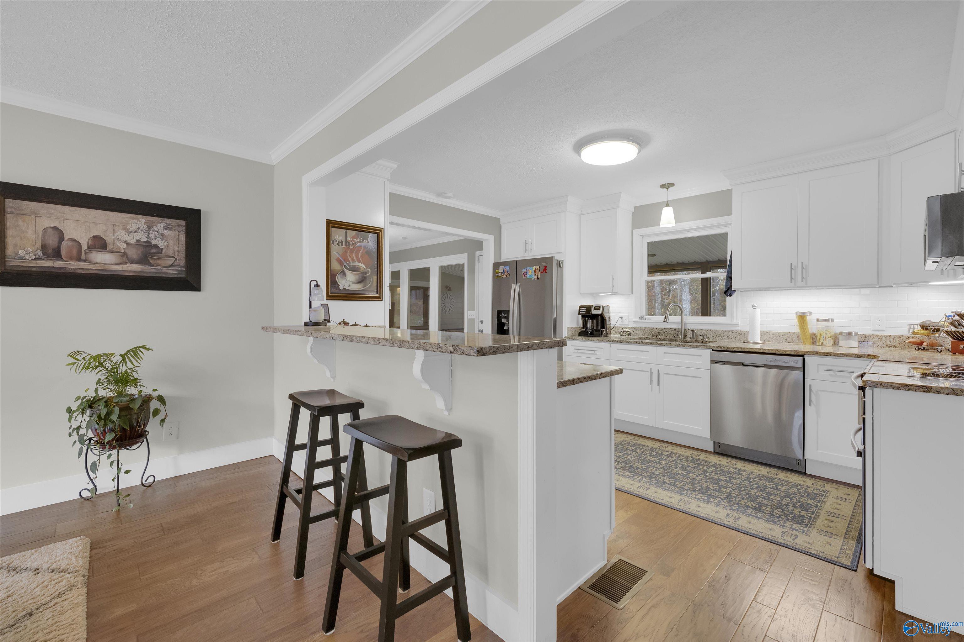 6704 Quail Hollow Drive