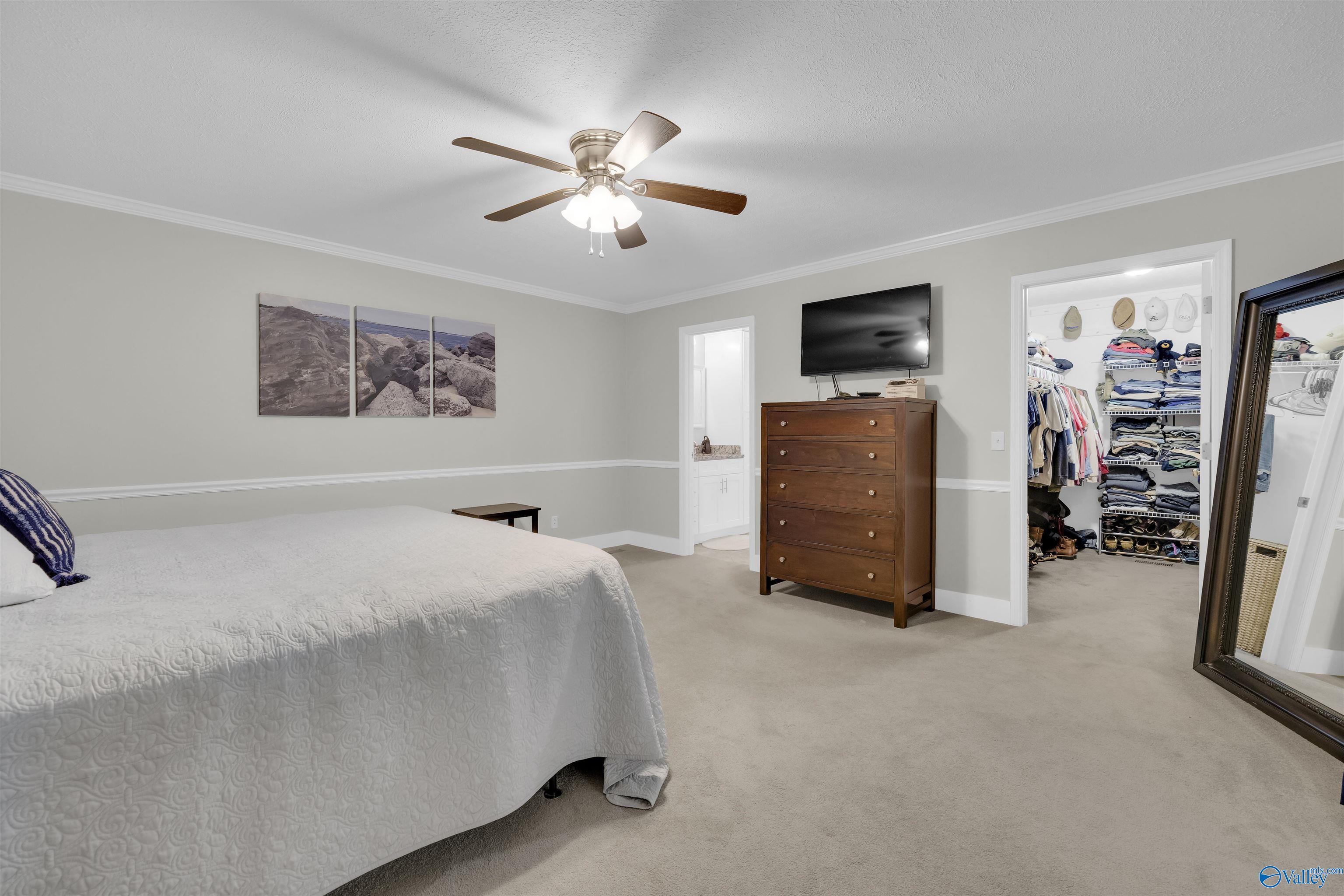 6704 Quail Hollow Drive