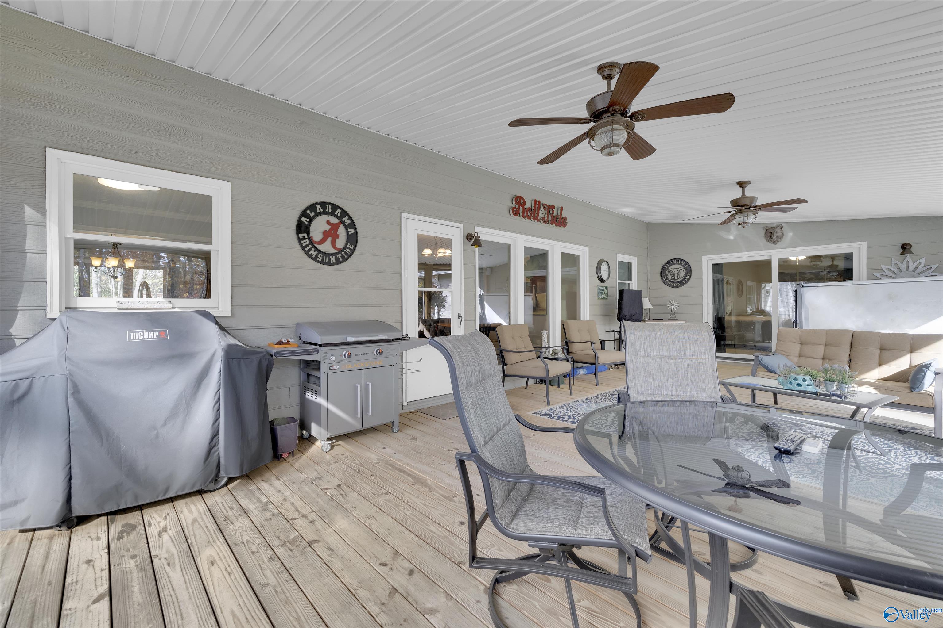 6704 Quail Hollow Drive