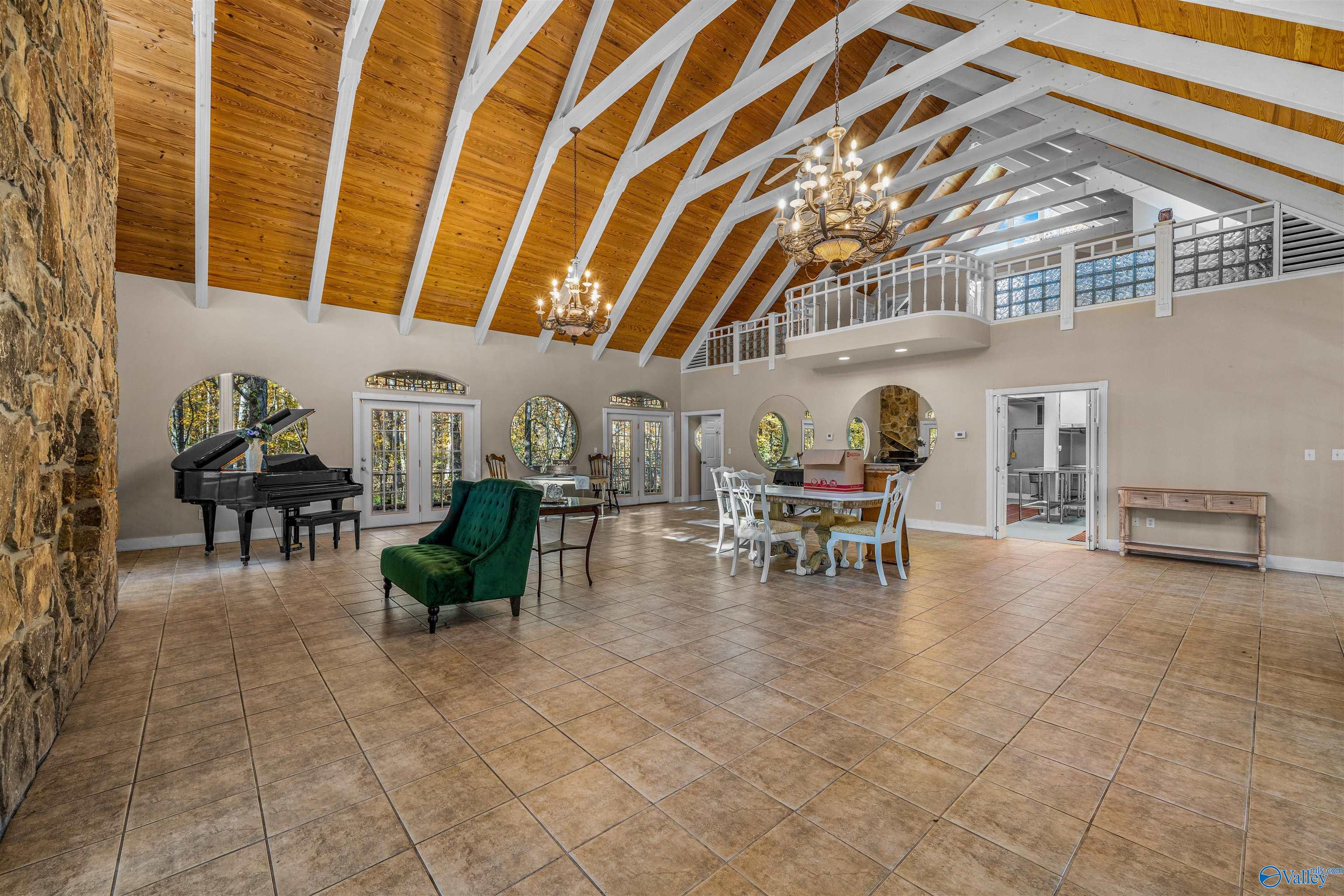 614 County Road 948