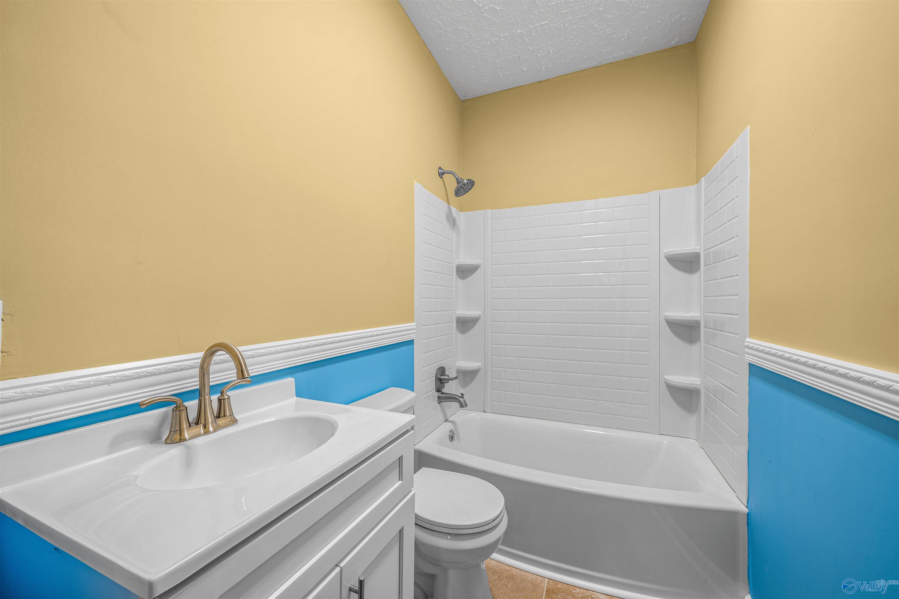 308 Fourth Street NW
