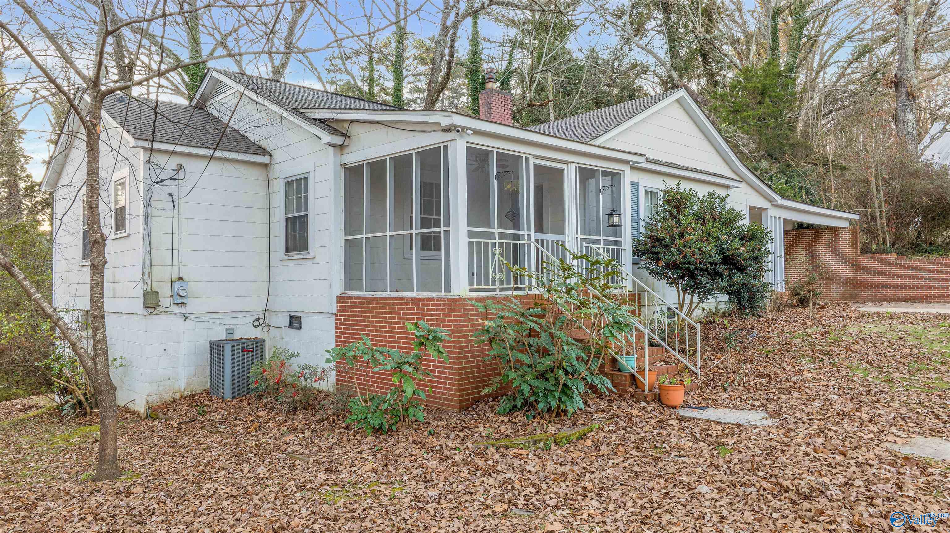 308 5th Street SW