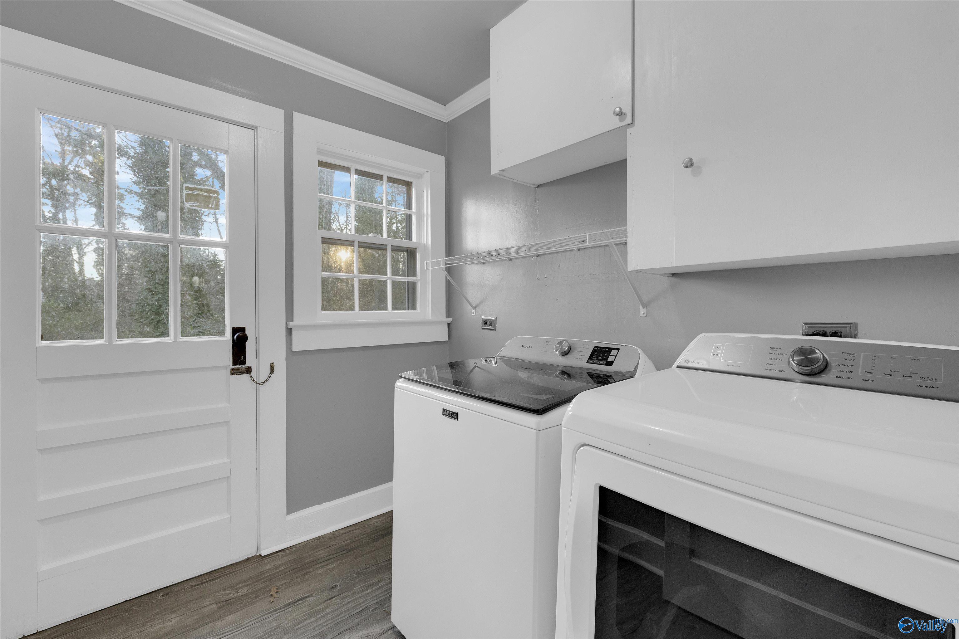 308 5th Street SW