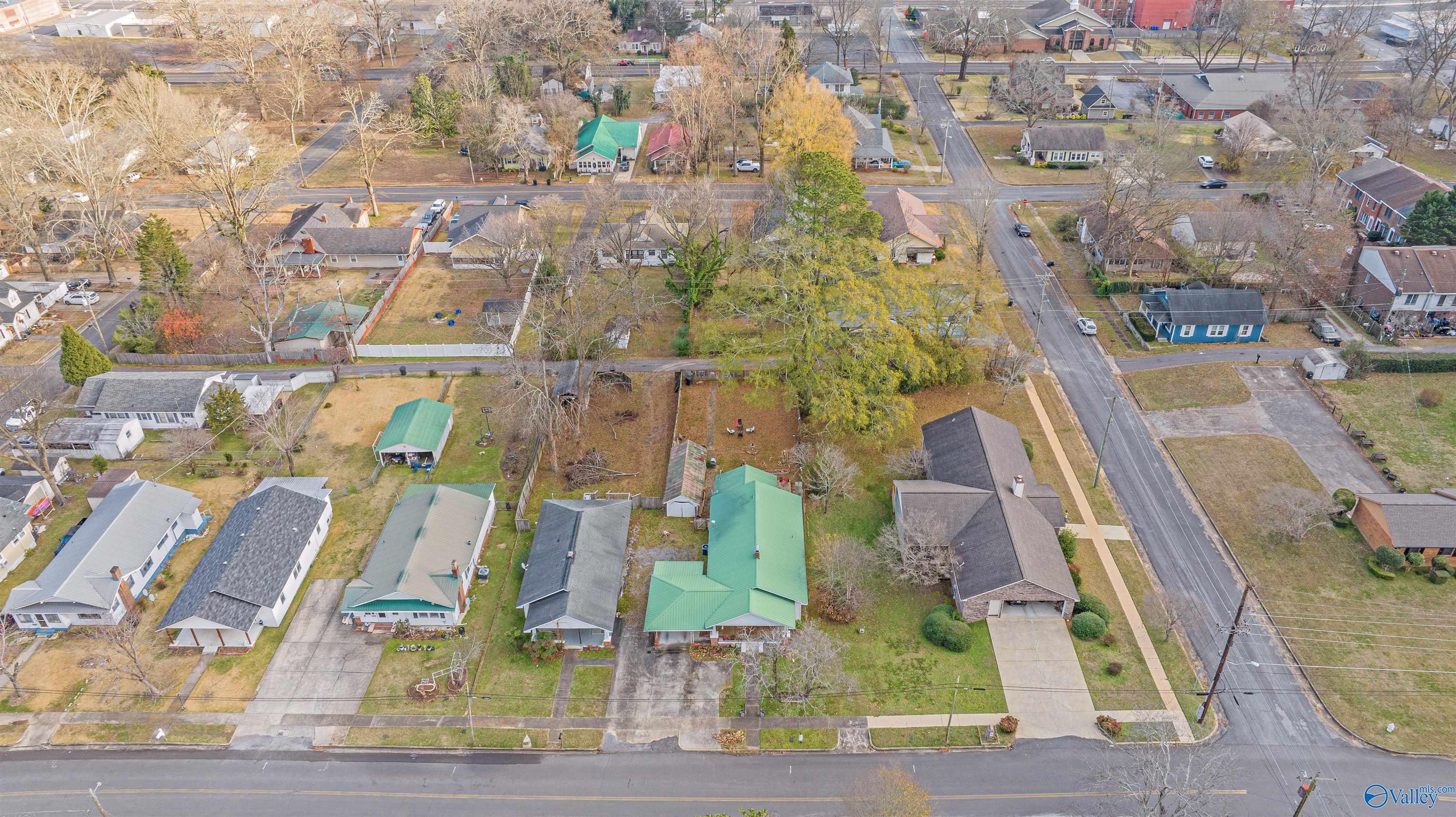 605 NW Forest Avenue NW
