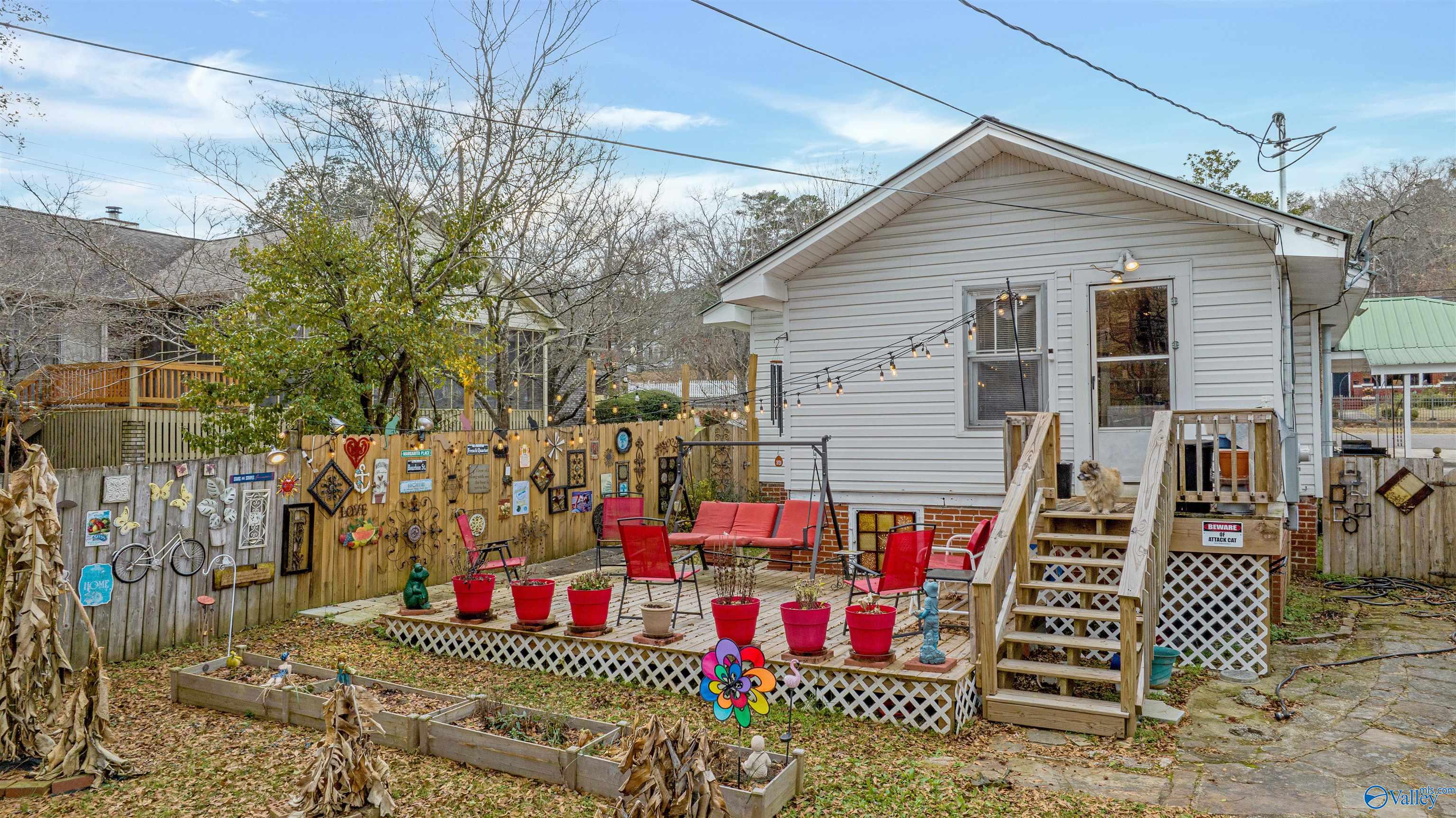 605 NW Forest Avenue NW