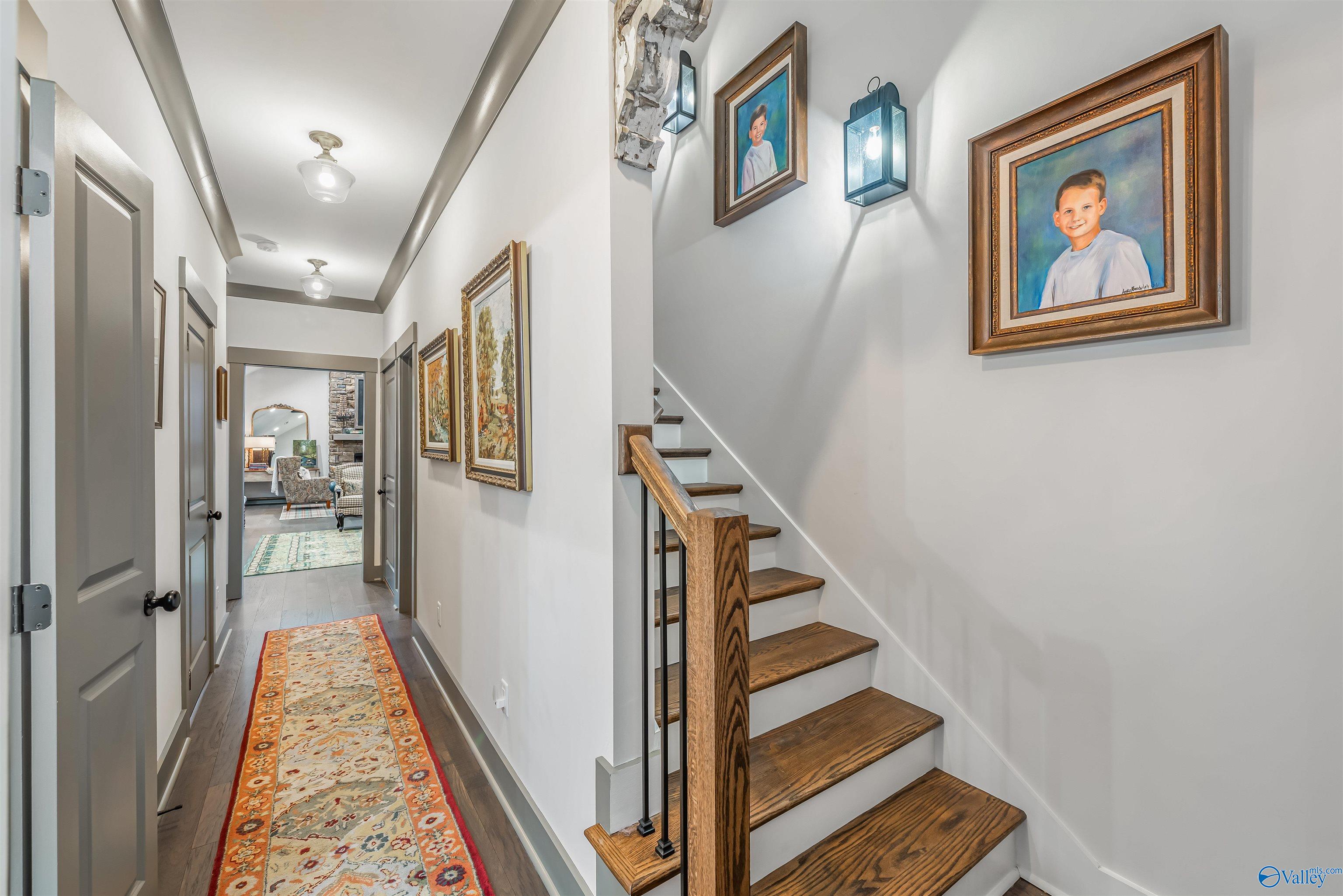 11 Ivy Lane