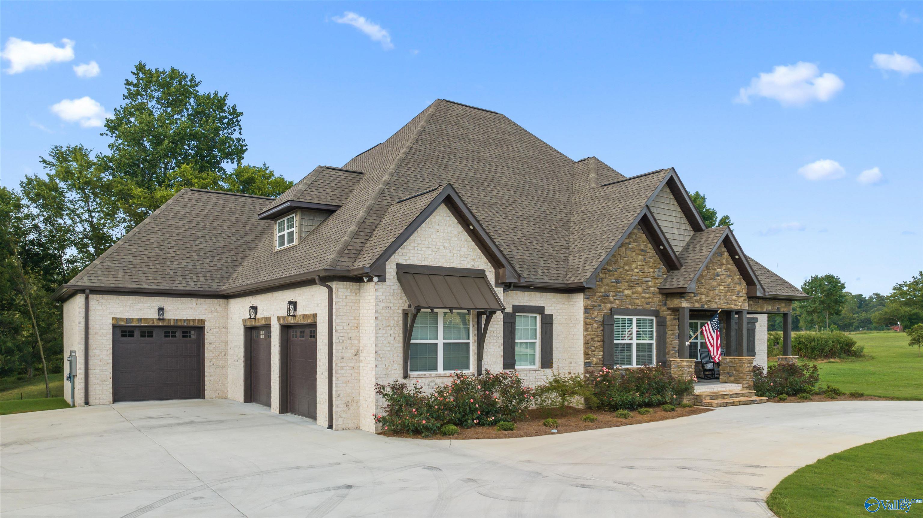 11 Ivy Lane