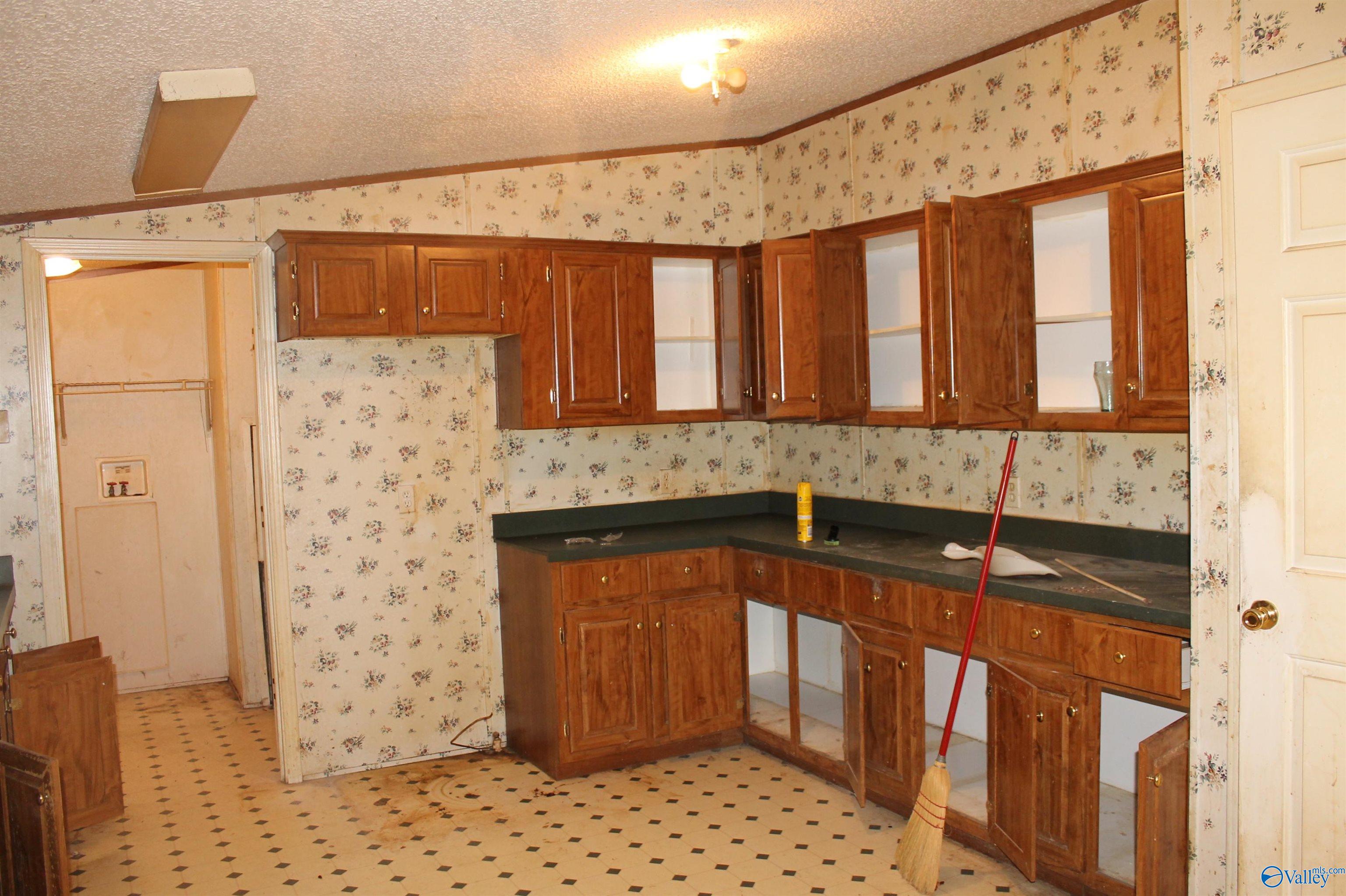 143 Carlyle Road