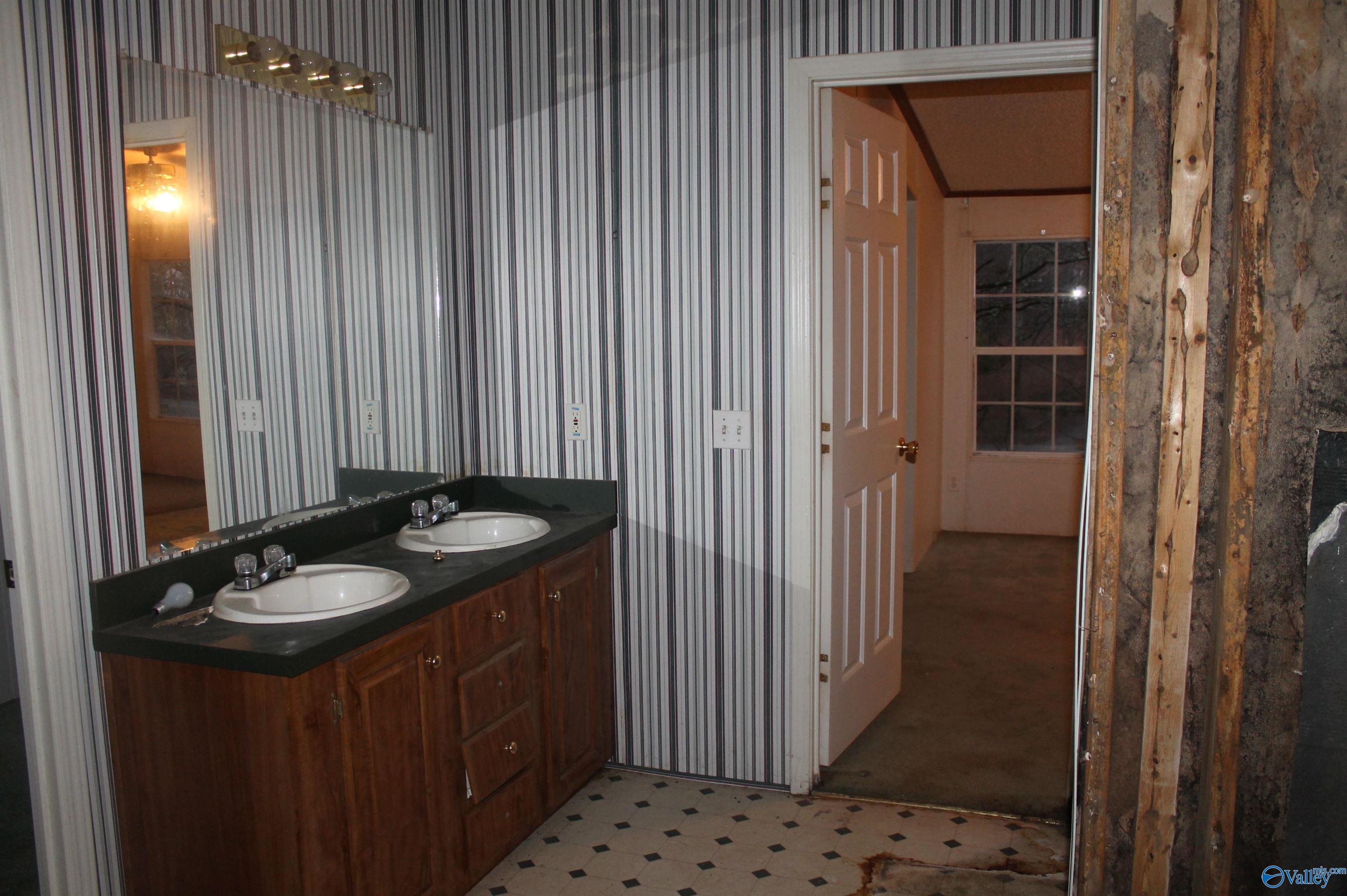 143 Carlyle Road