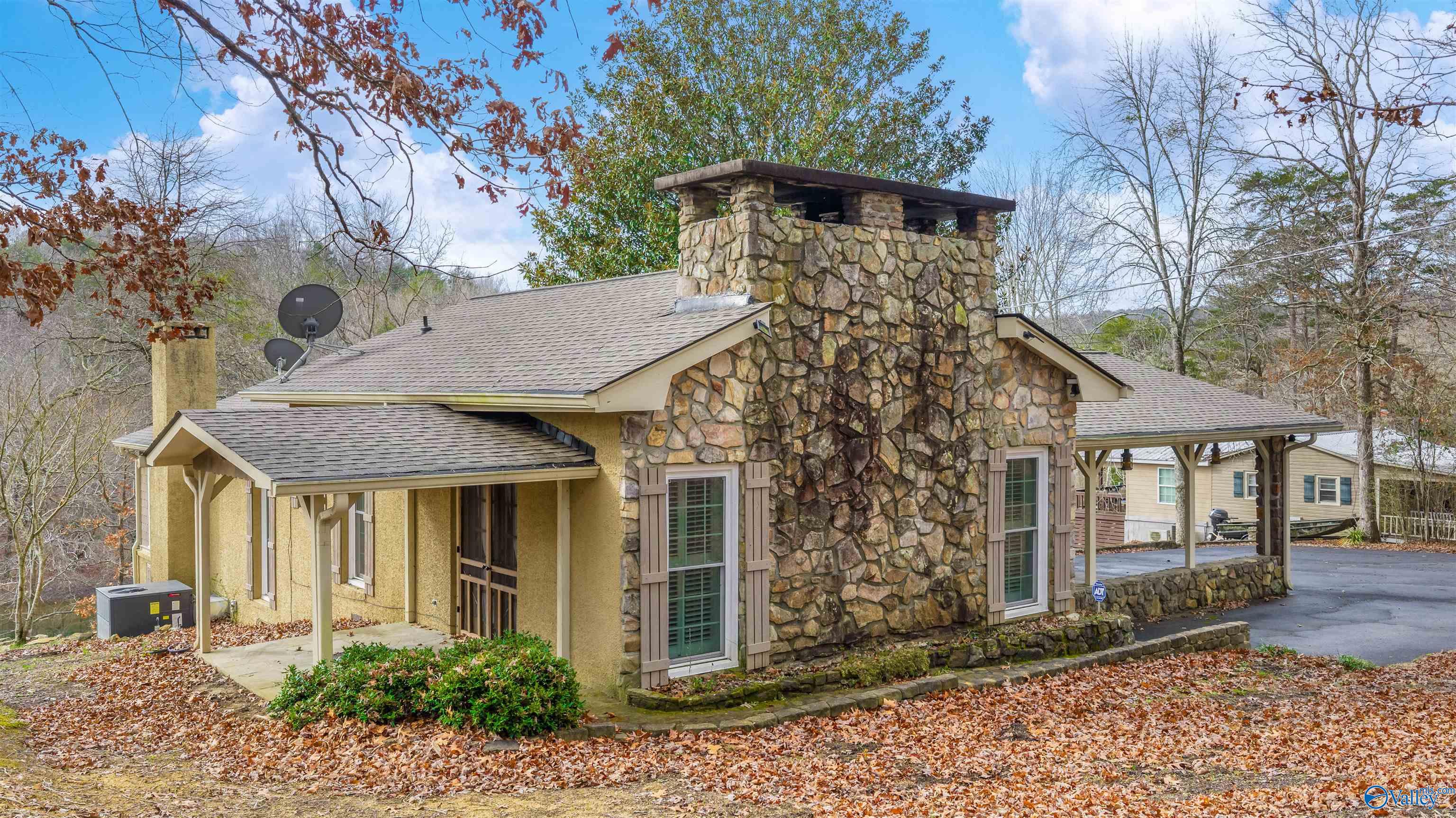 408 County Road 637