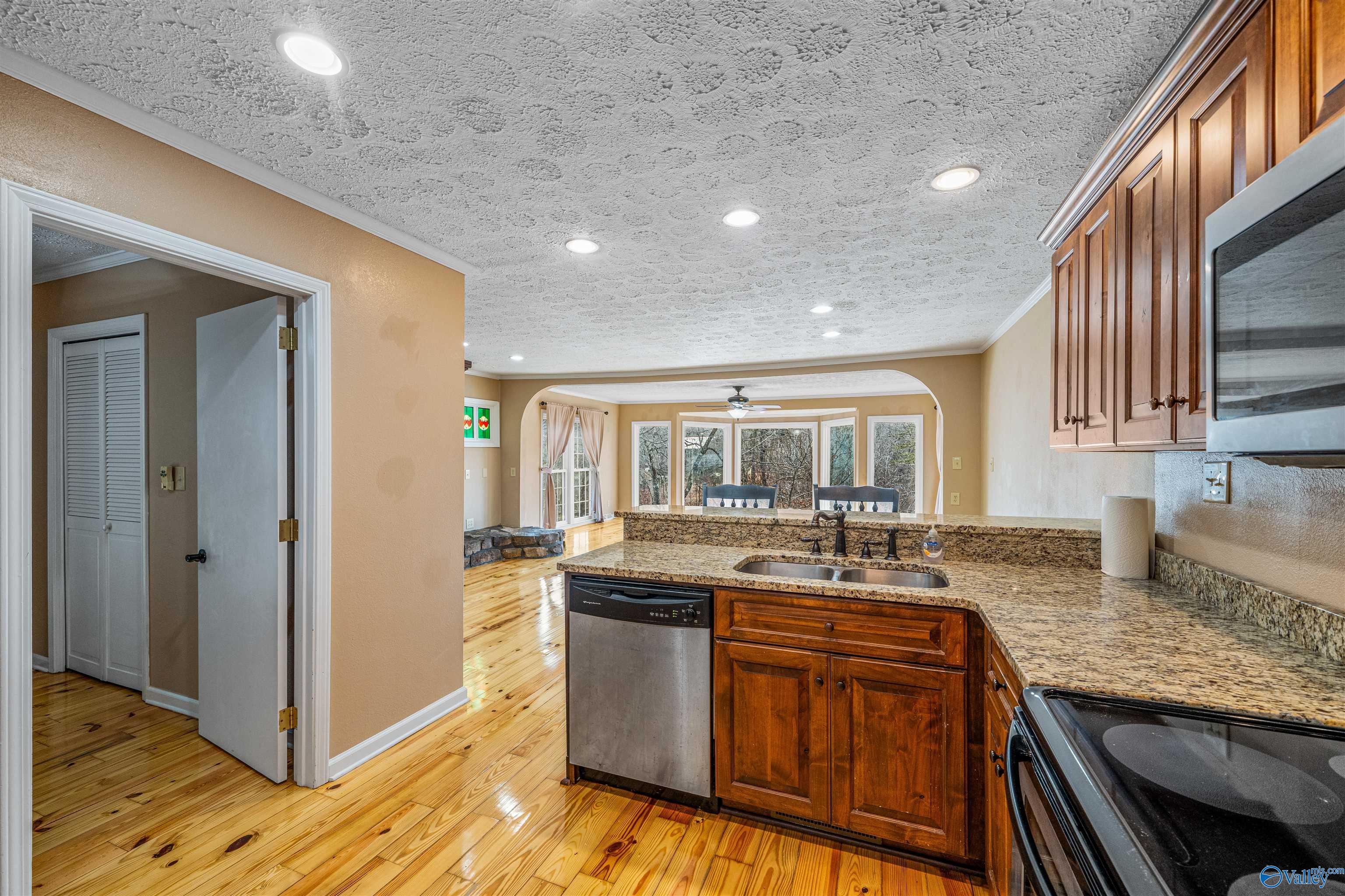 408 County Road 637
